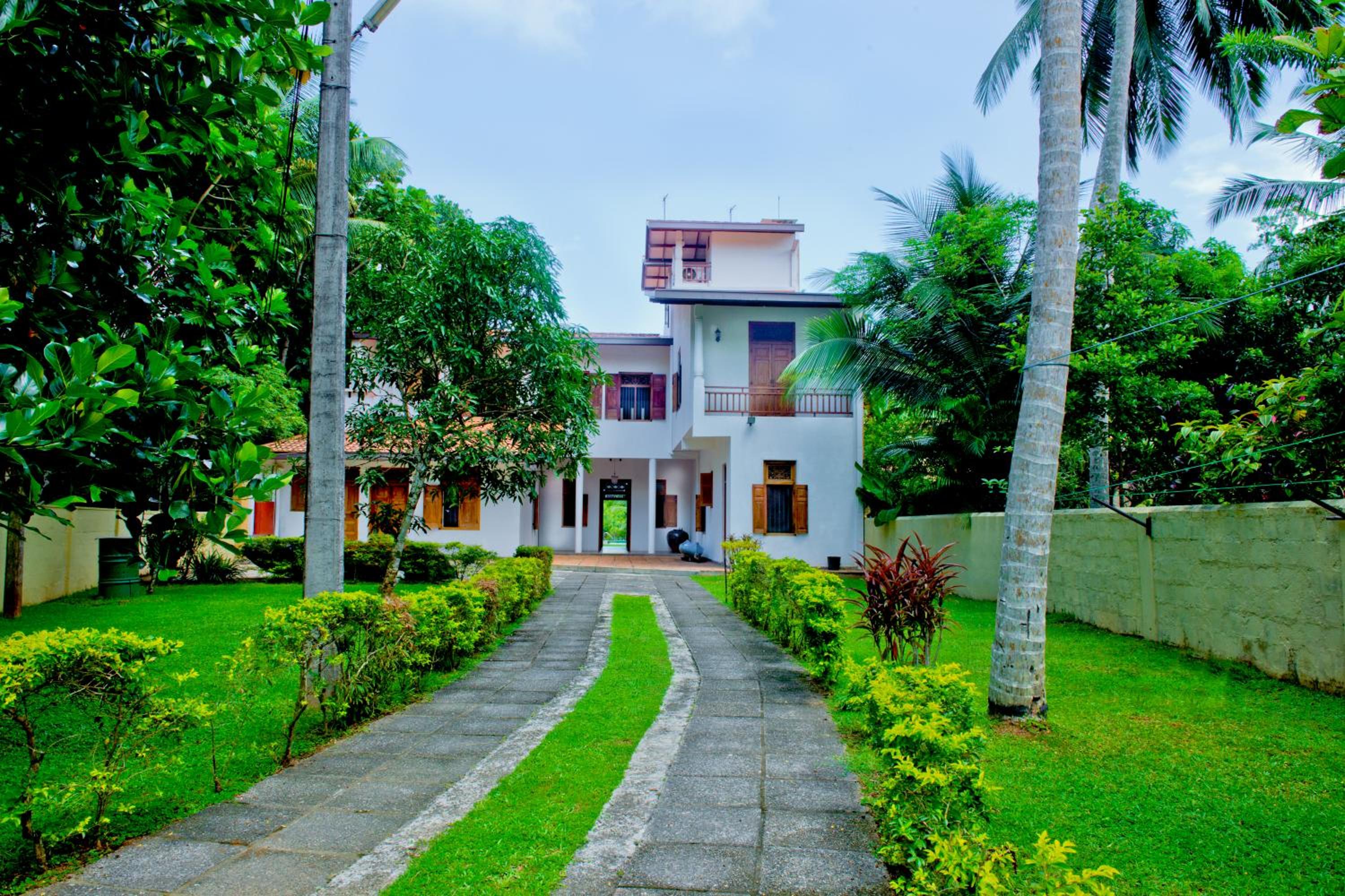 Okvin River Villa