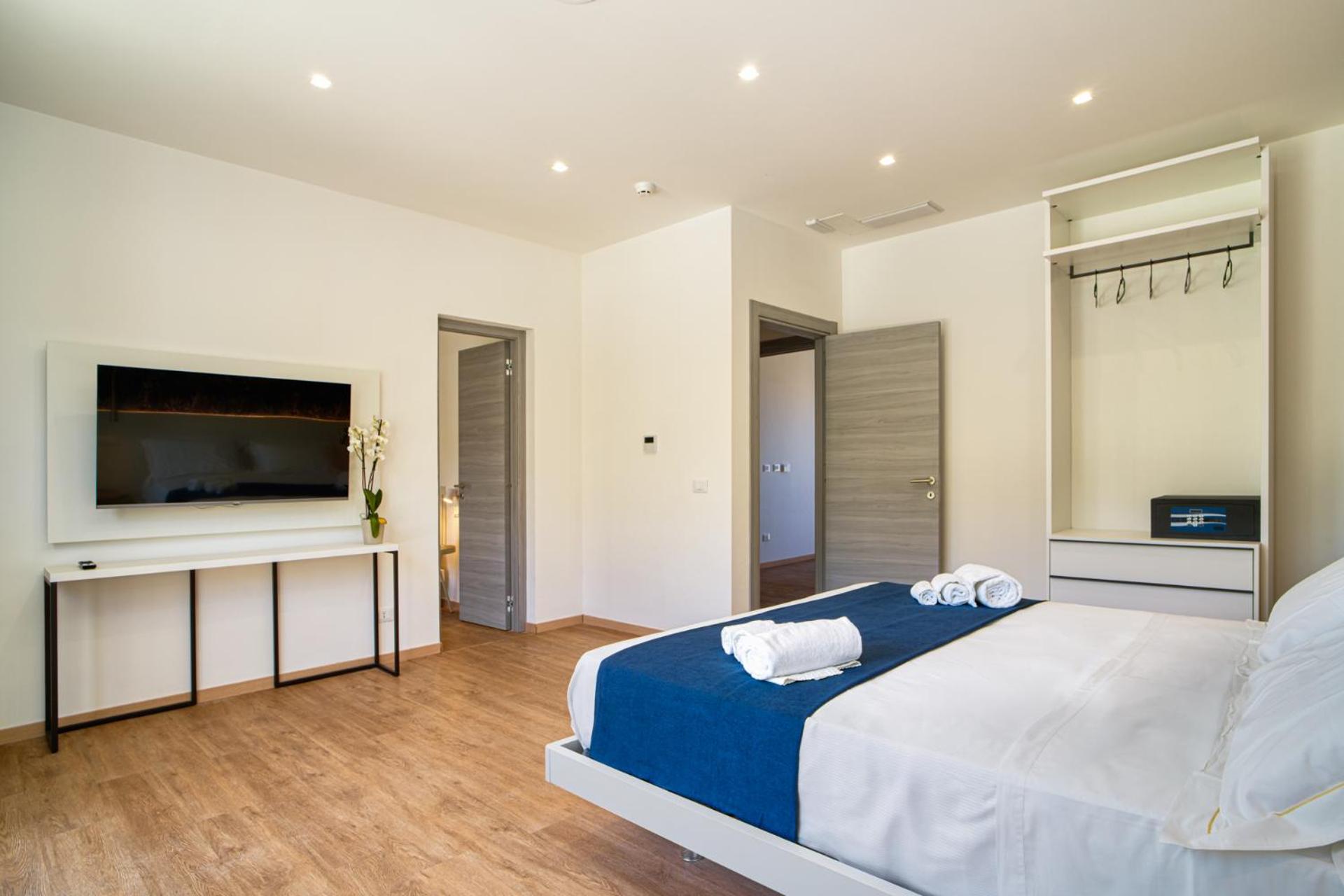 Ella Suites Apartments