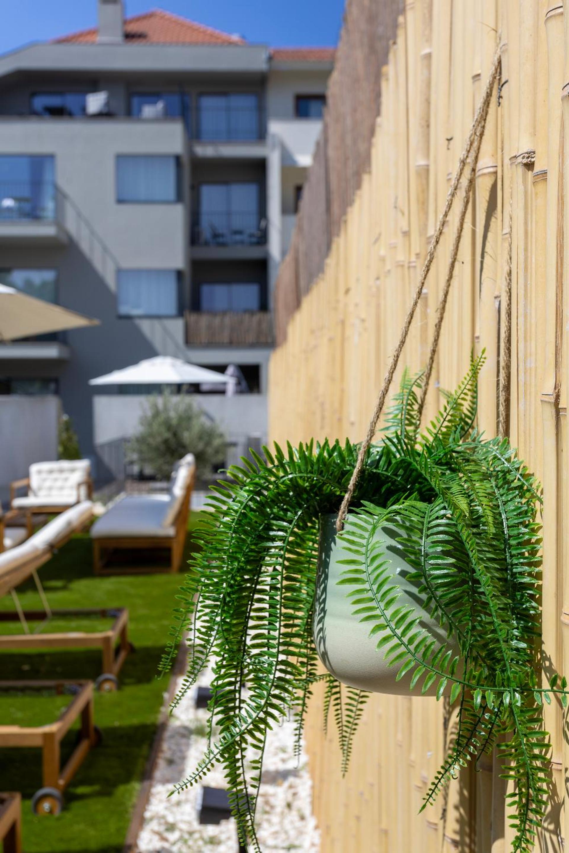 Liiiving in Porto - Pool Paradise Apartments