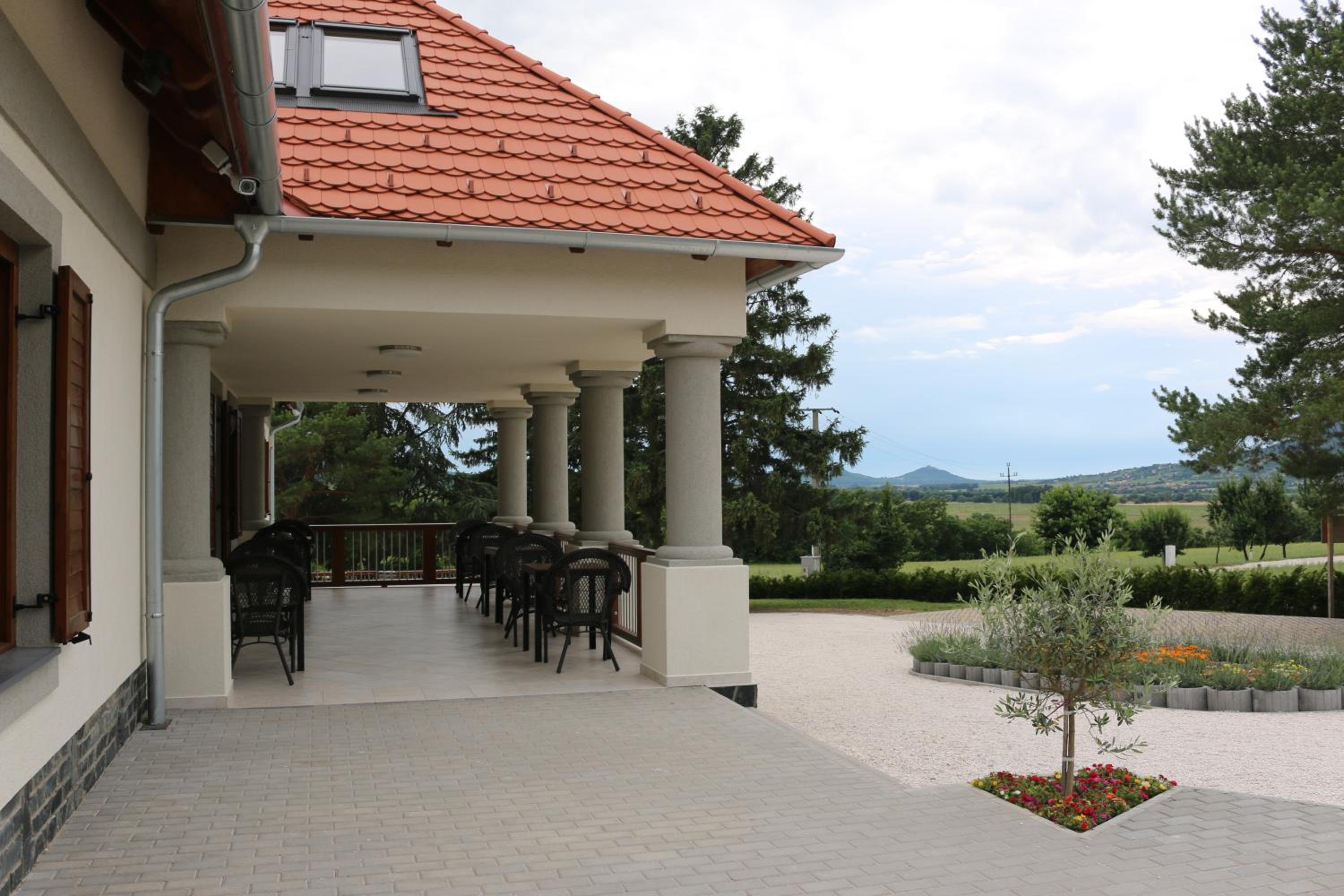 Villa Tolnay Vendégház view 5