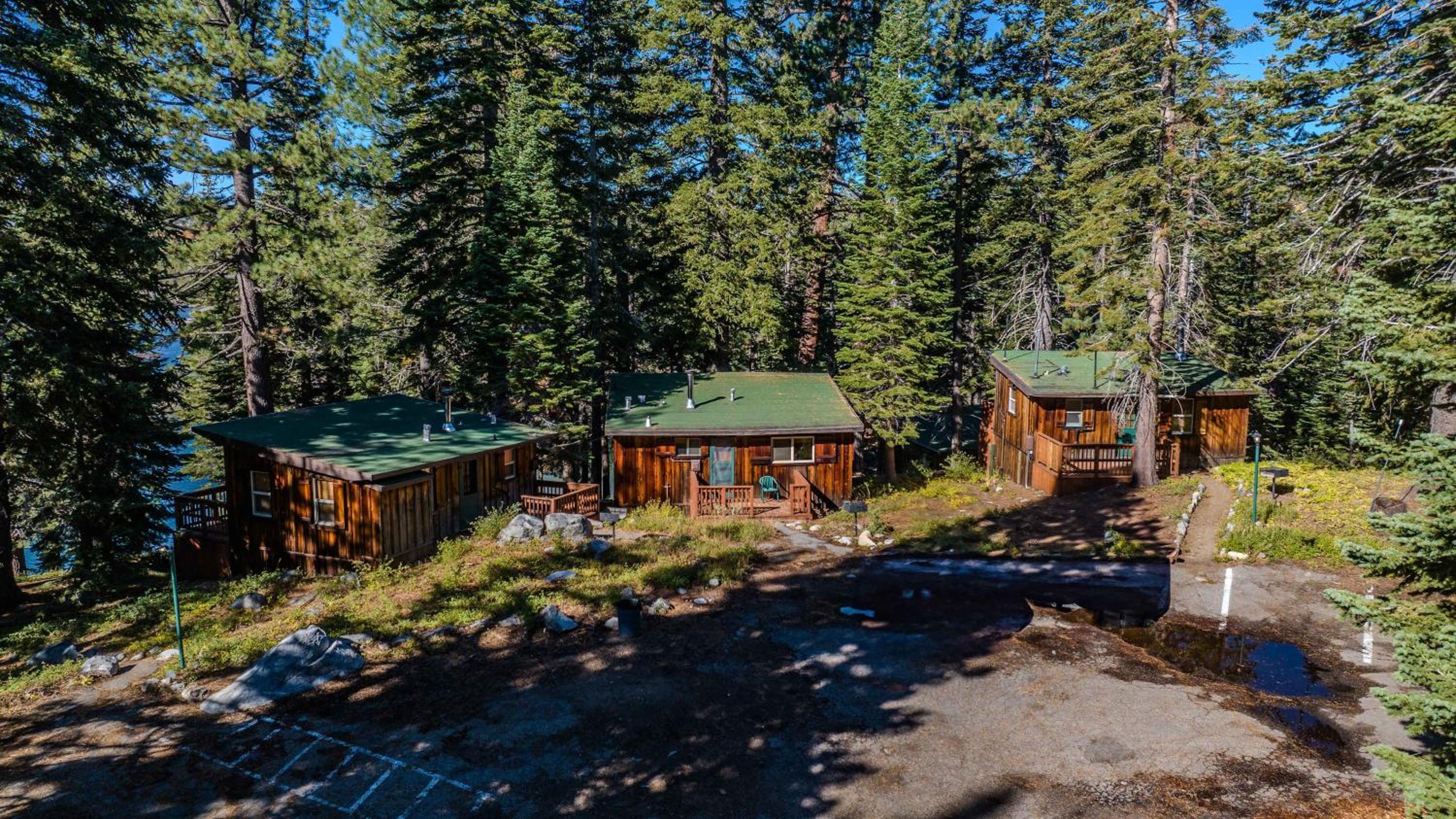 Kit Carson Lodge