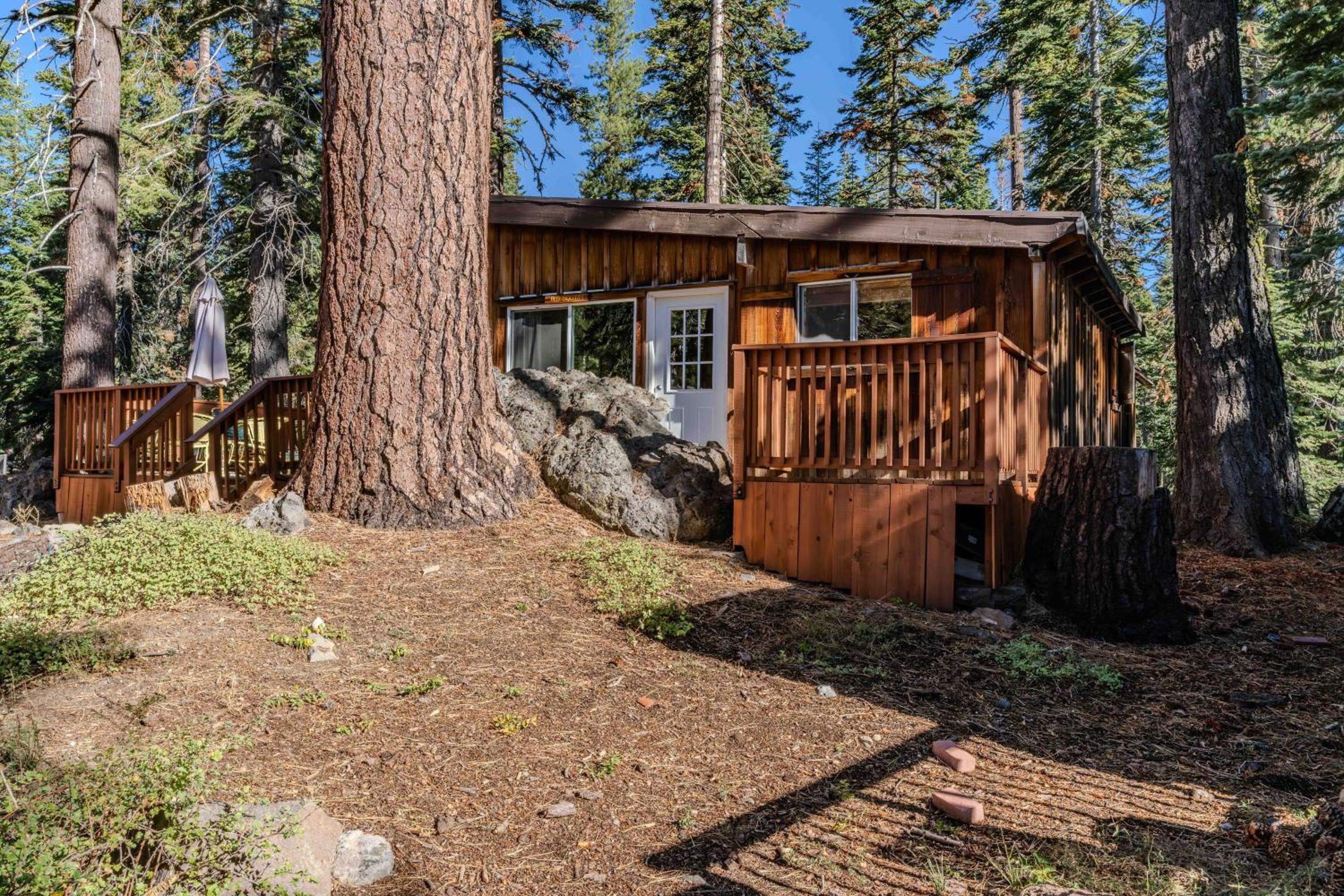 Kit Carson Lodge