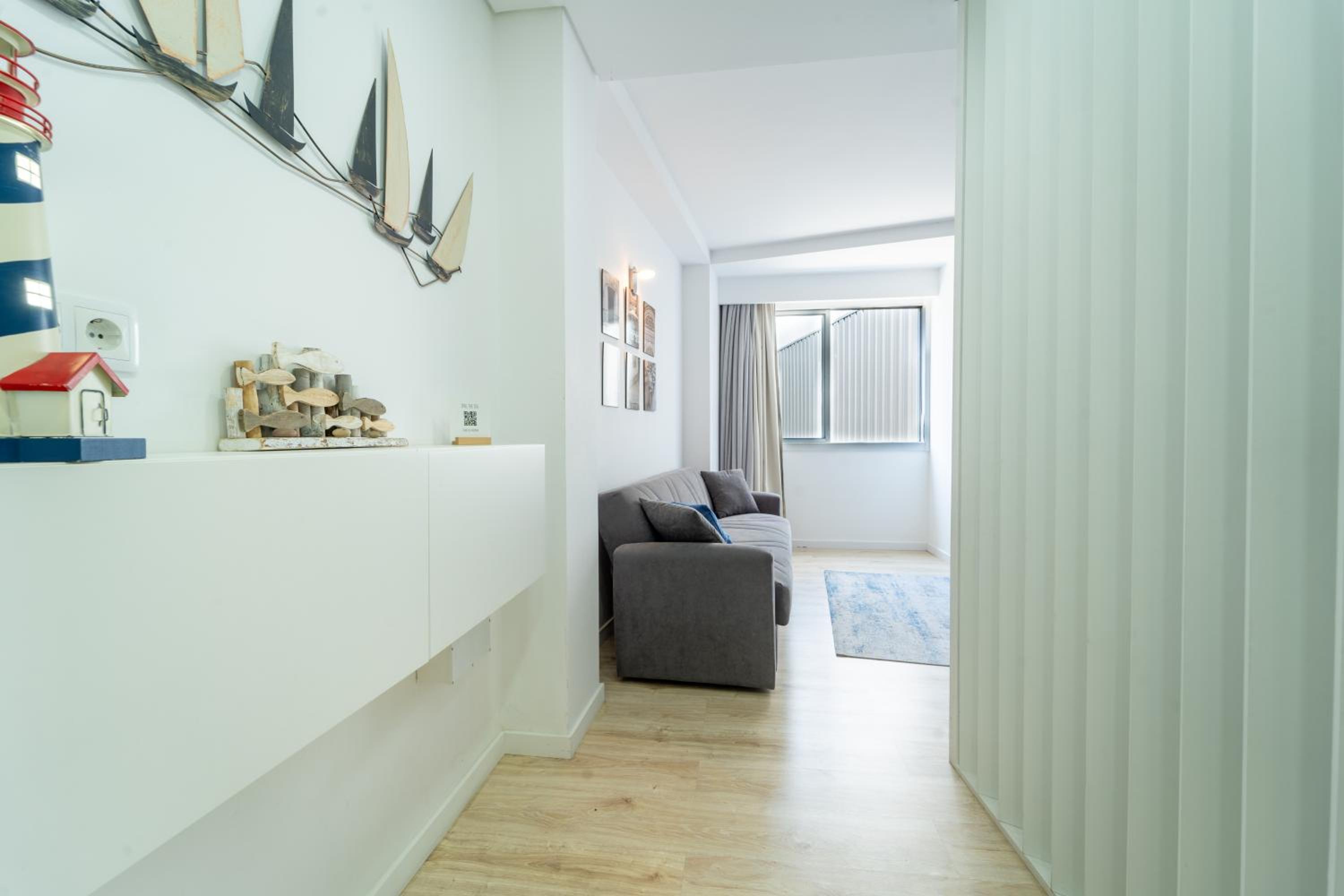 Happy's Apartments