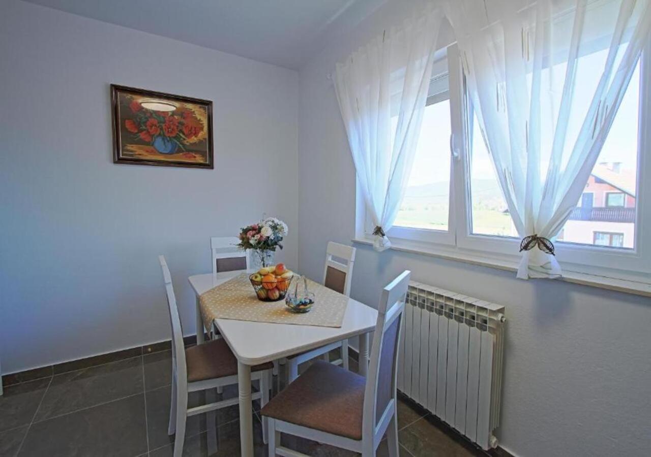 Guesthouse Viktorija Flat - Premium apartment
