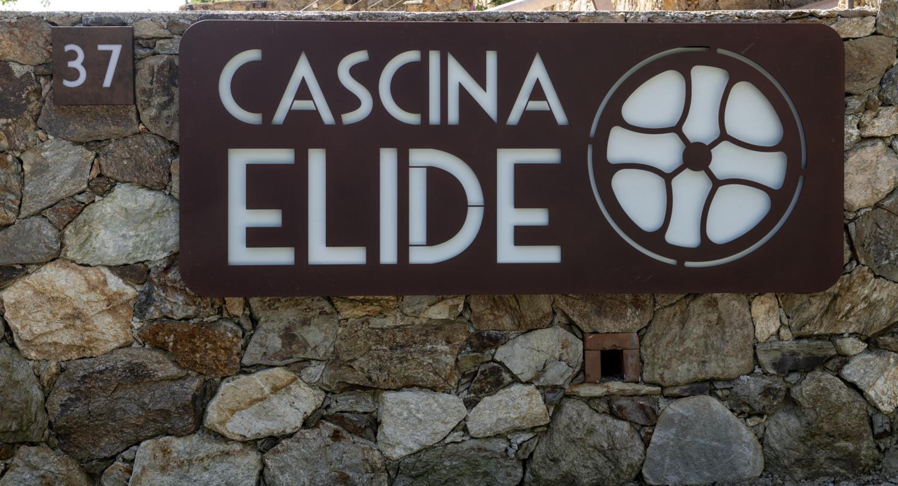 Cascina Elide - Camere vista mare in campagna