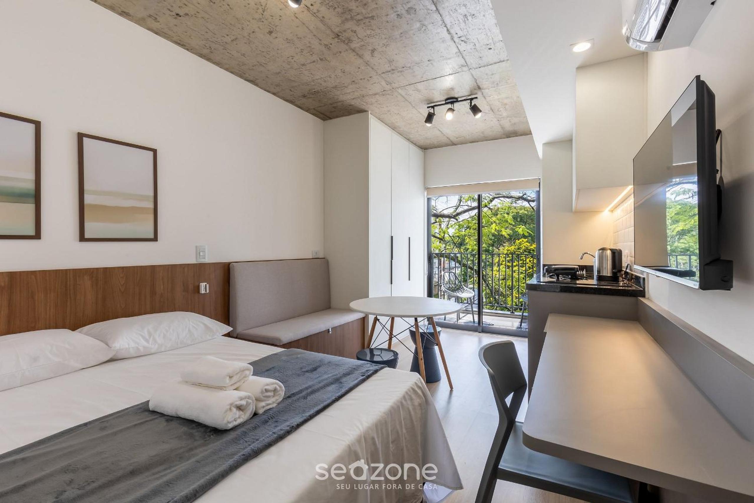 Comfortable studio in Curitiba/PR EBI0303