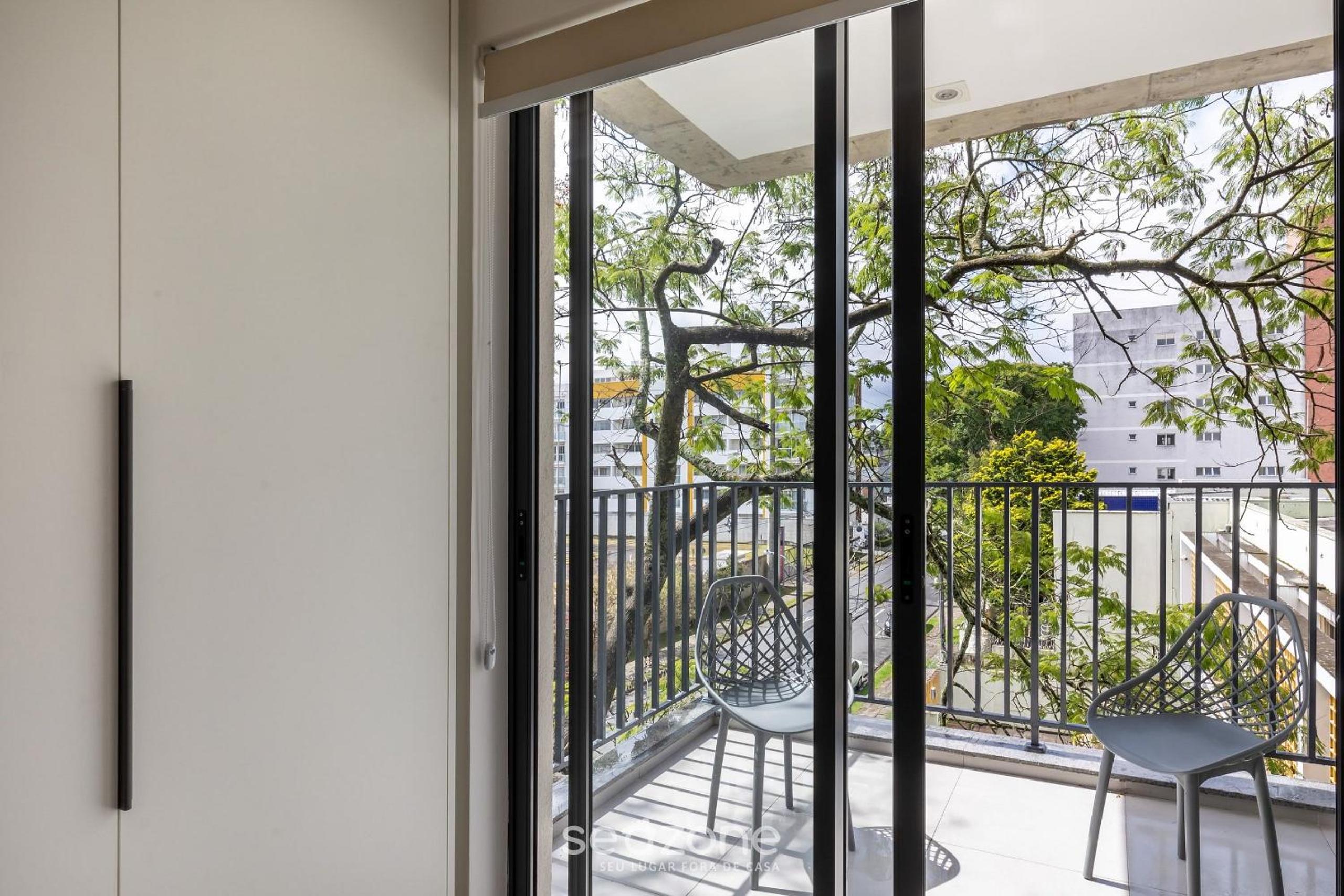 Comfortable studio in Curitiba/PR EBI0303
