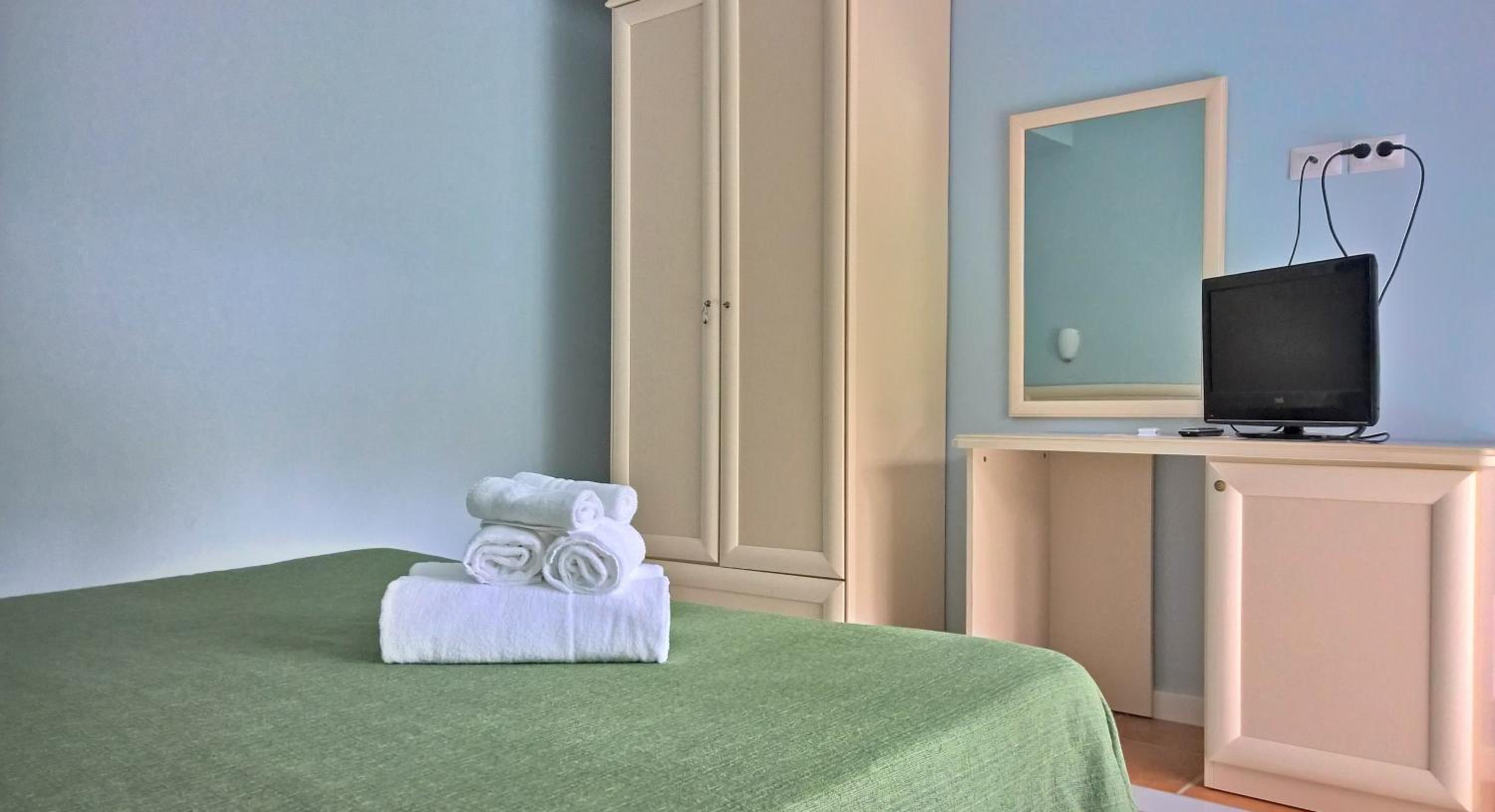 Medea Beach Resort - Cultural Stay near Amalfi Coast & Paestum