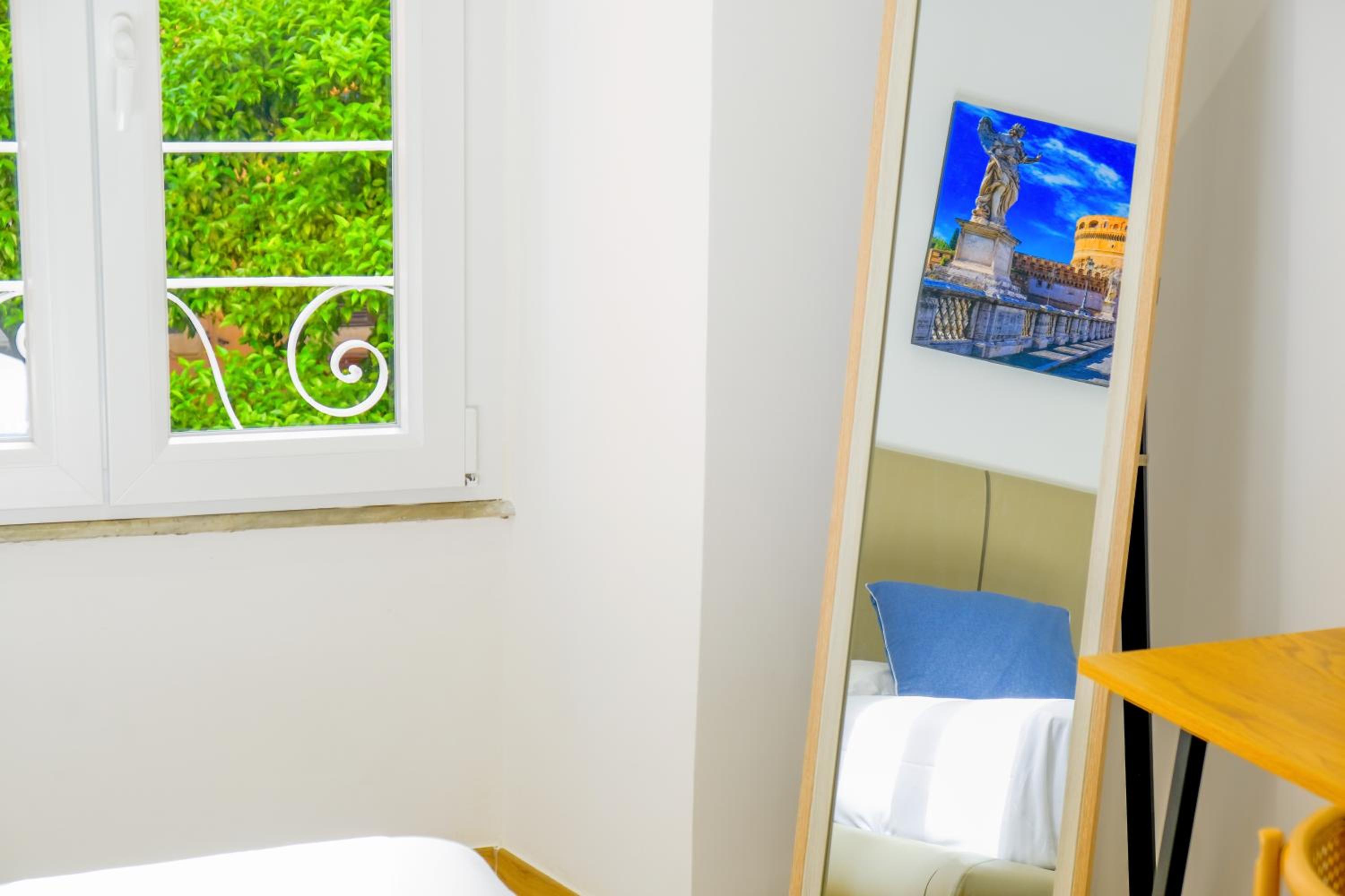 Elegantis Gracchi Apartment - Your Chic Retreat in Central Rome - Vatican Area