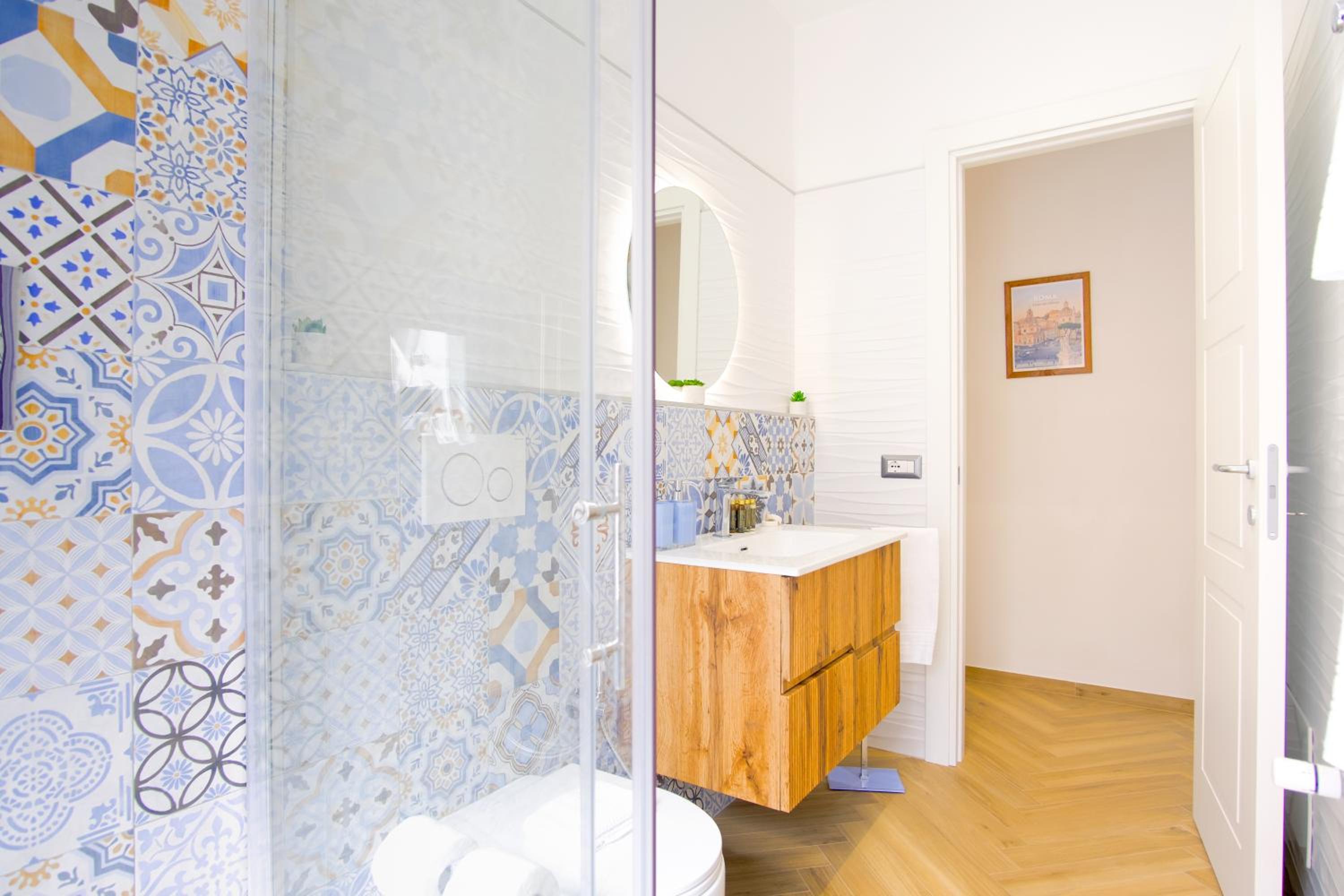 Elegantis Gracchi Apartment - Your Chic Retreat in Central Rome - Vatican Area