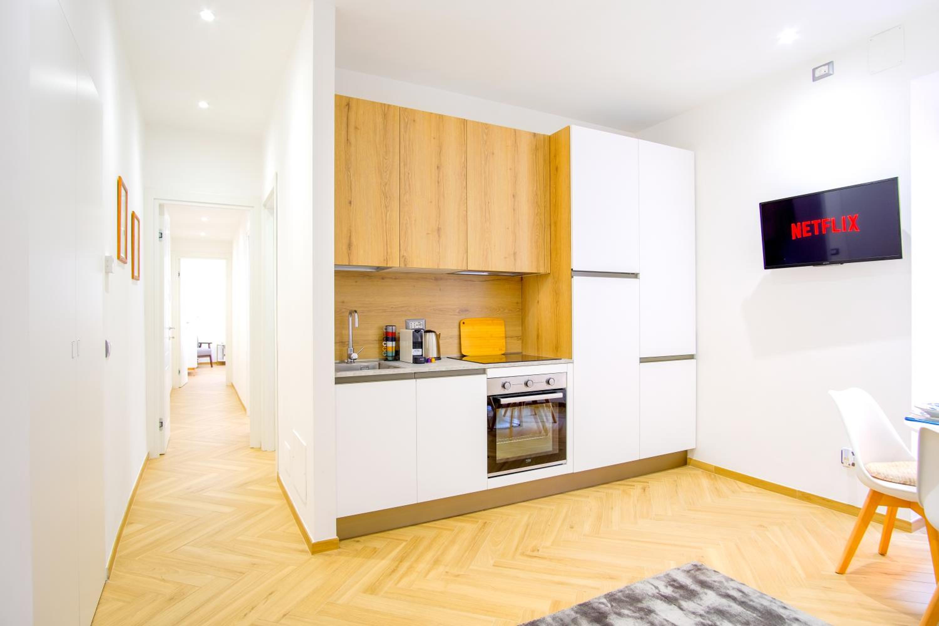 Elegantis Gracchi Apartment - Your Chic Retreat in Central Rome - Vatican Area