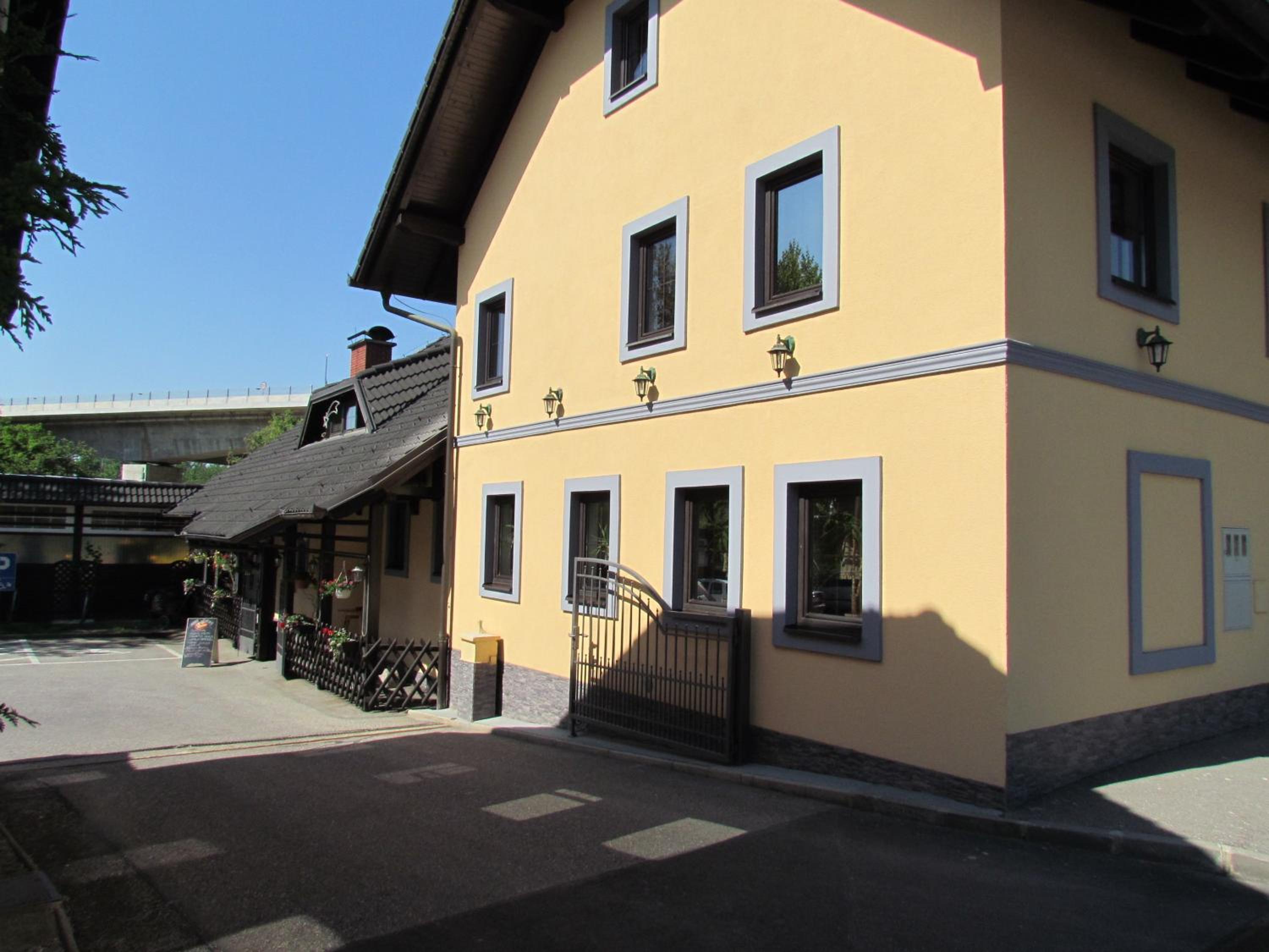 Photo 27