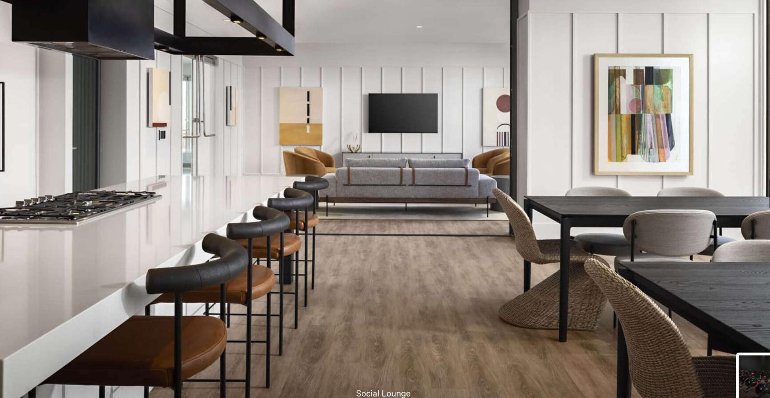 Luxury Penthouse 39th Floor · Ocean & Comic-Con