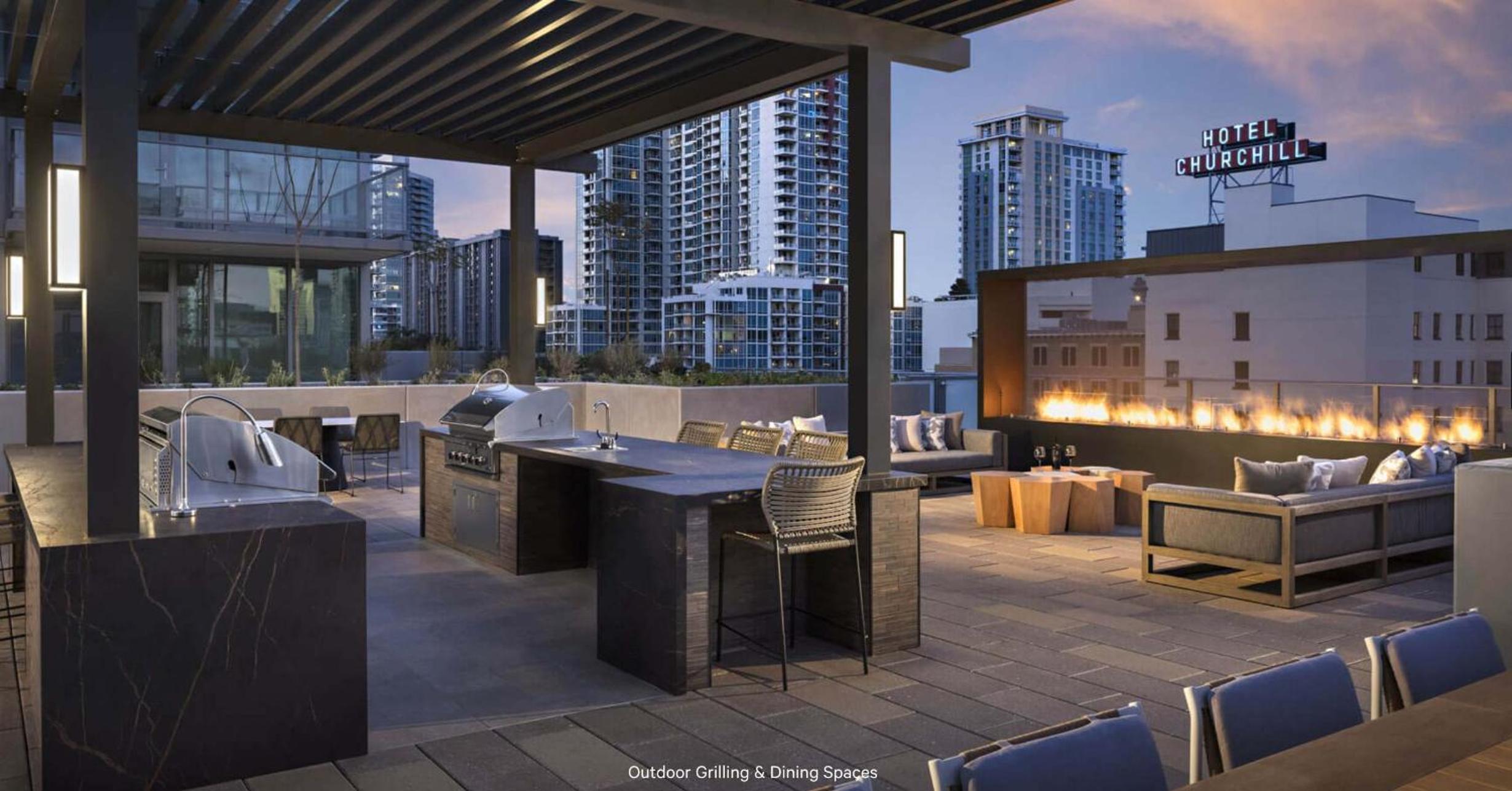 Luxury Penthouse 39th Floor · Ocean & Comic-Con