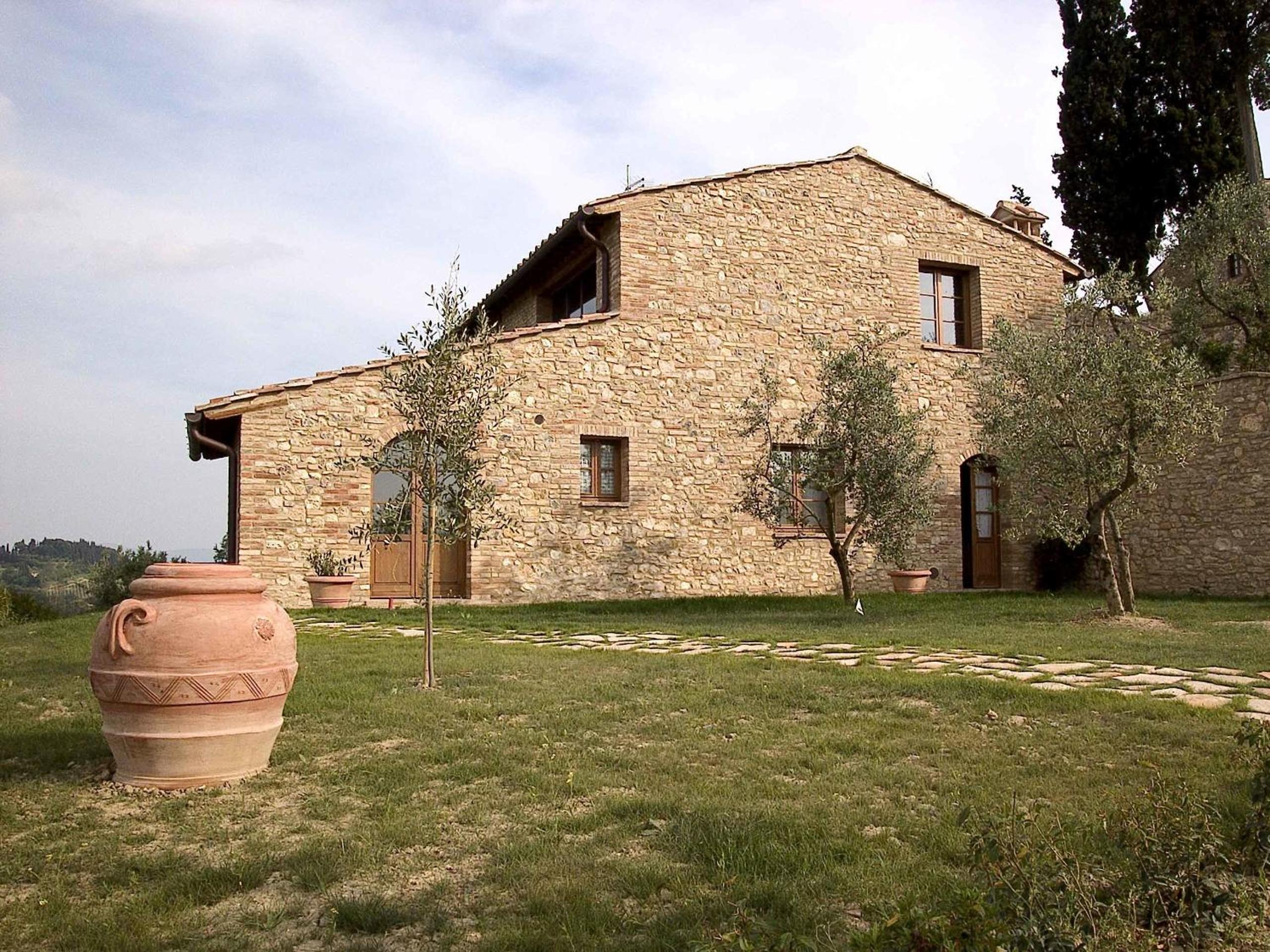Casale Rosanna view 3