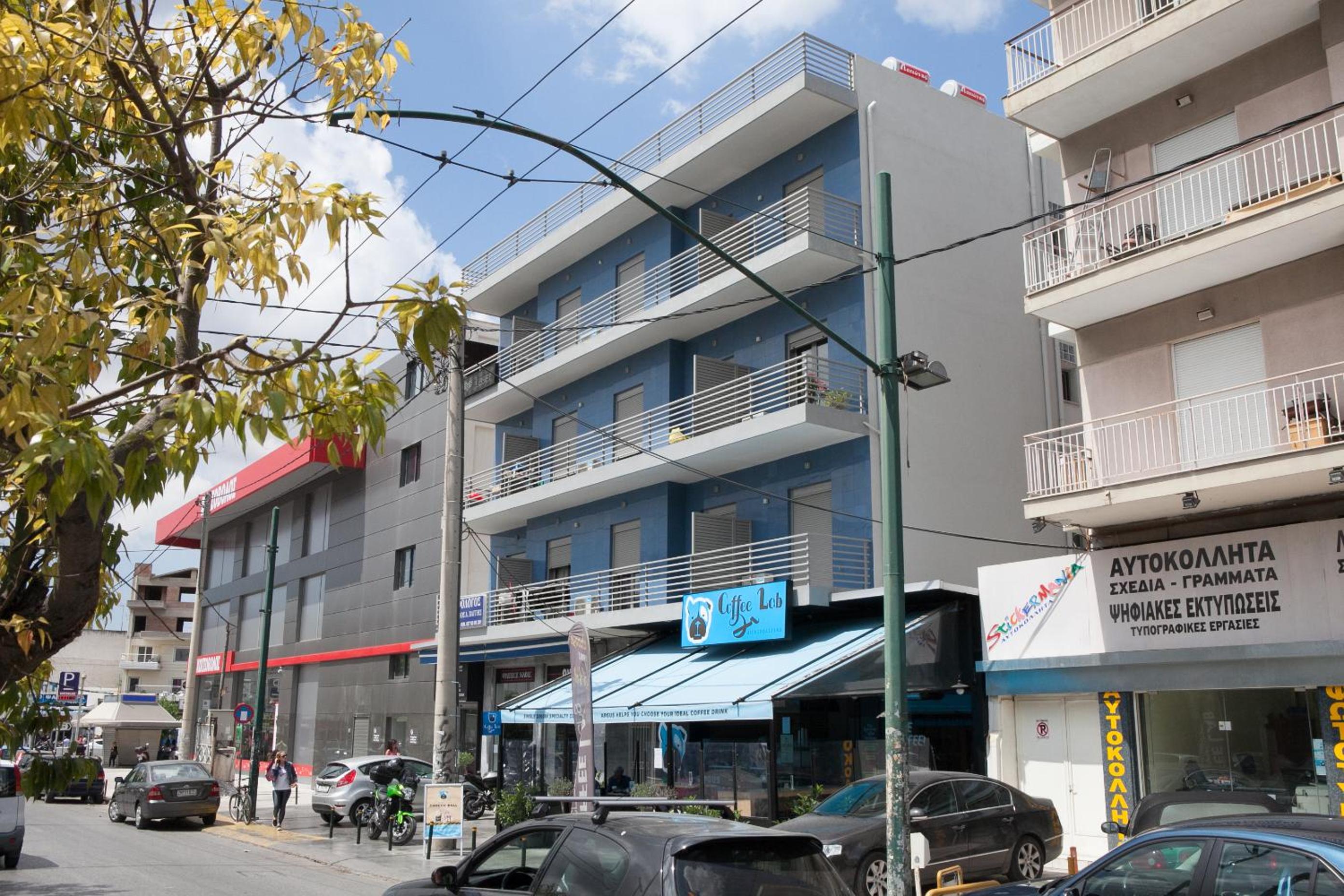 Lak Peristeri Homes 50m from metro station