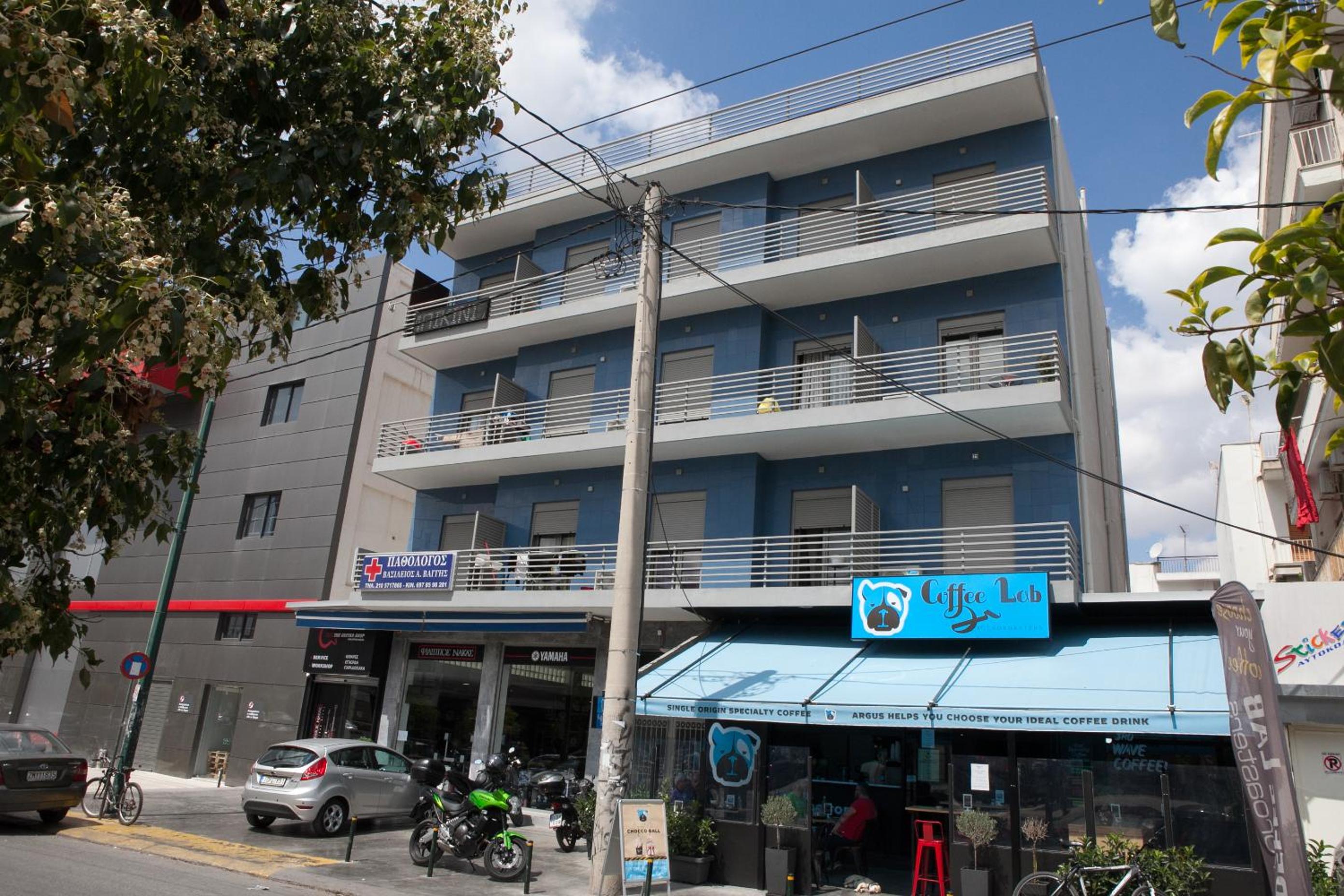 Lak Peristeri Homes 50m from metro station