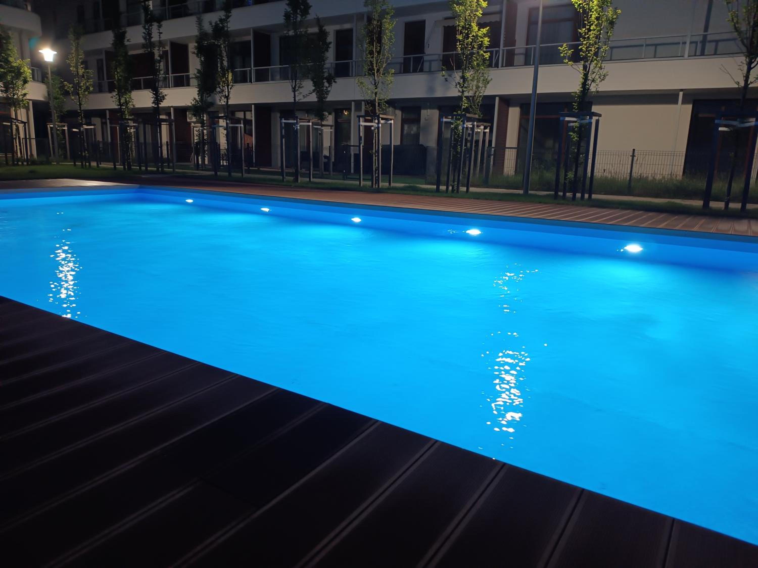 Apartament Grey 52, 3 min od plaży, basen, plac zabaw, darmowy parking!