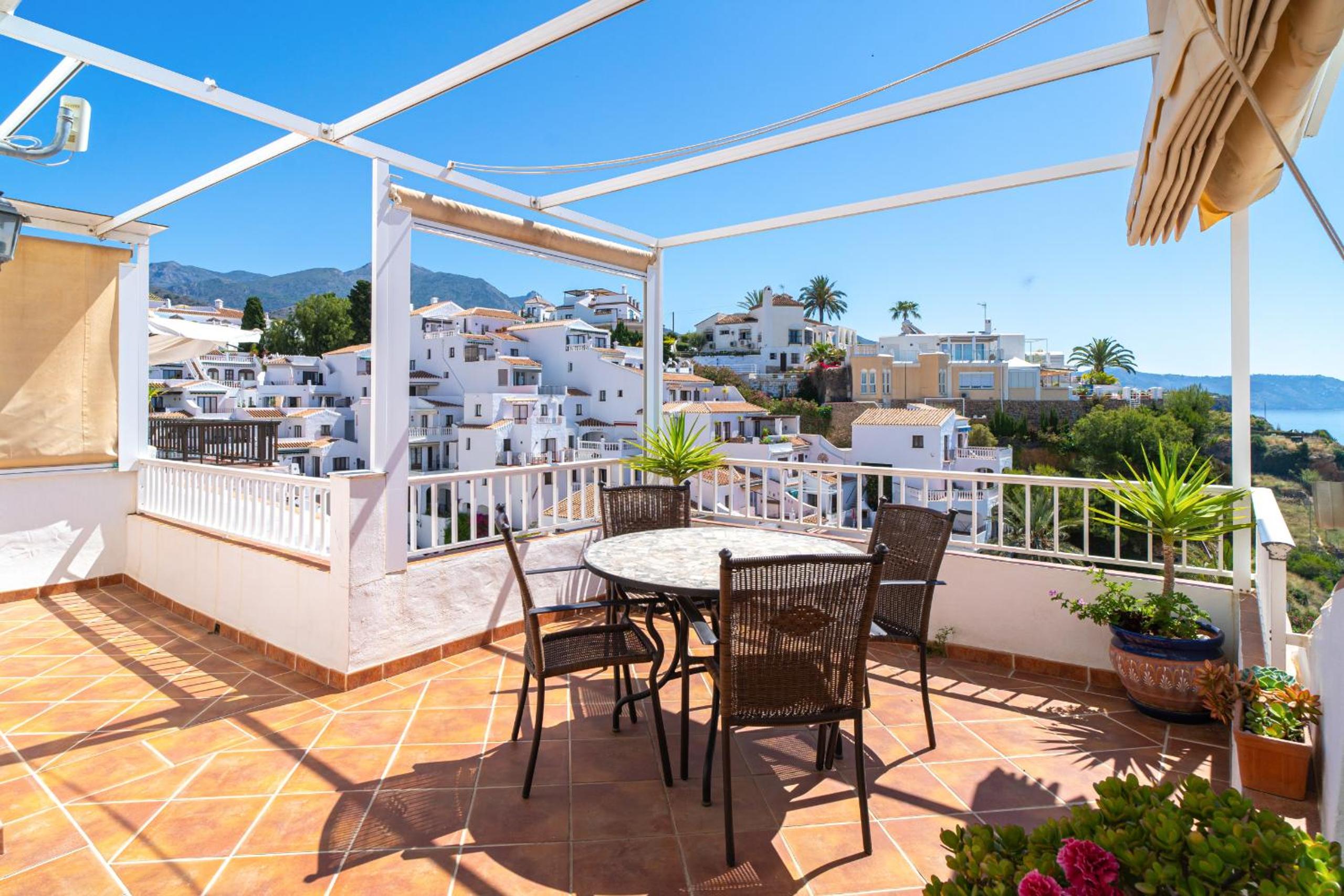 Capistrano Playa 404 by Casasol