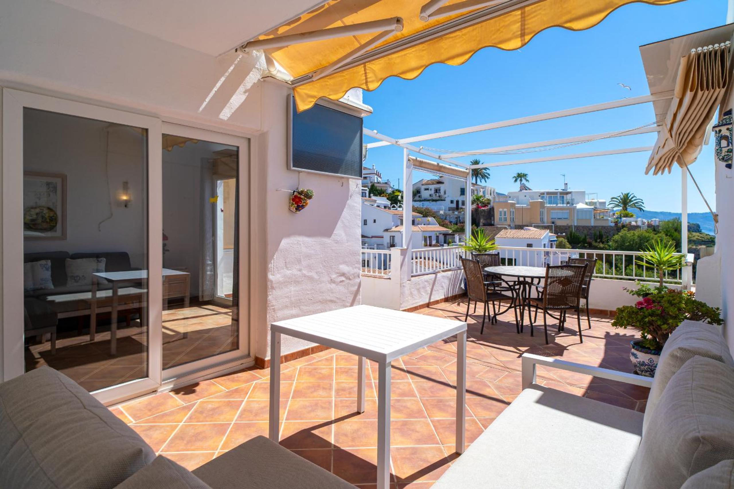 Capistrano Playa 404 by Casasol