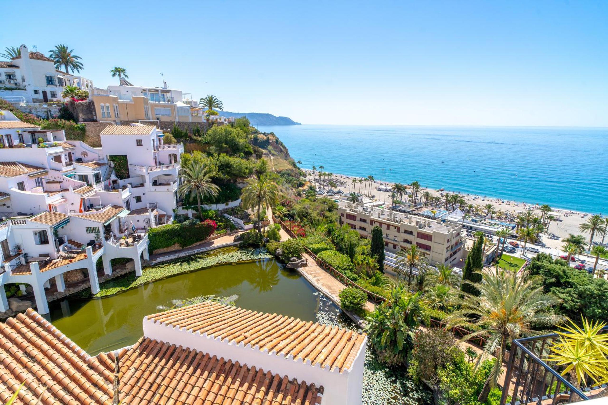 Capistrano Playa 404 by Casasol