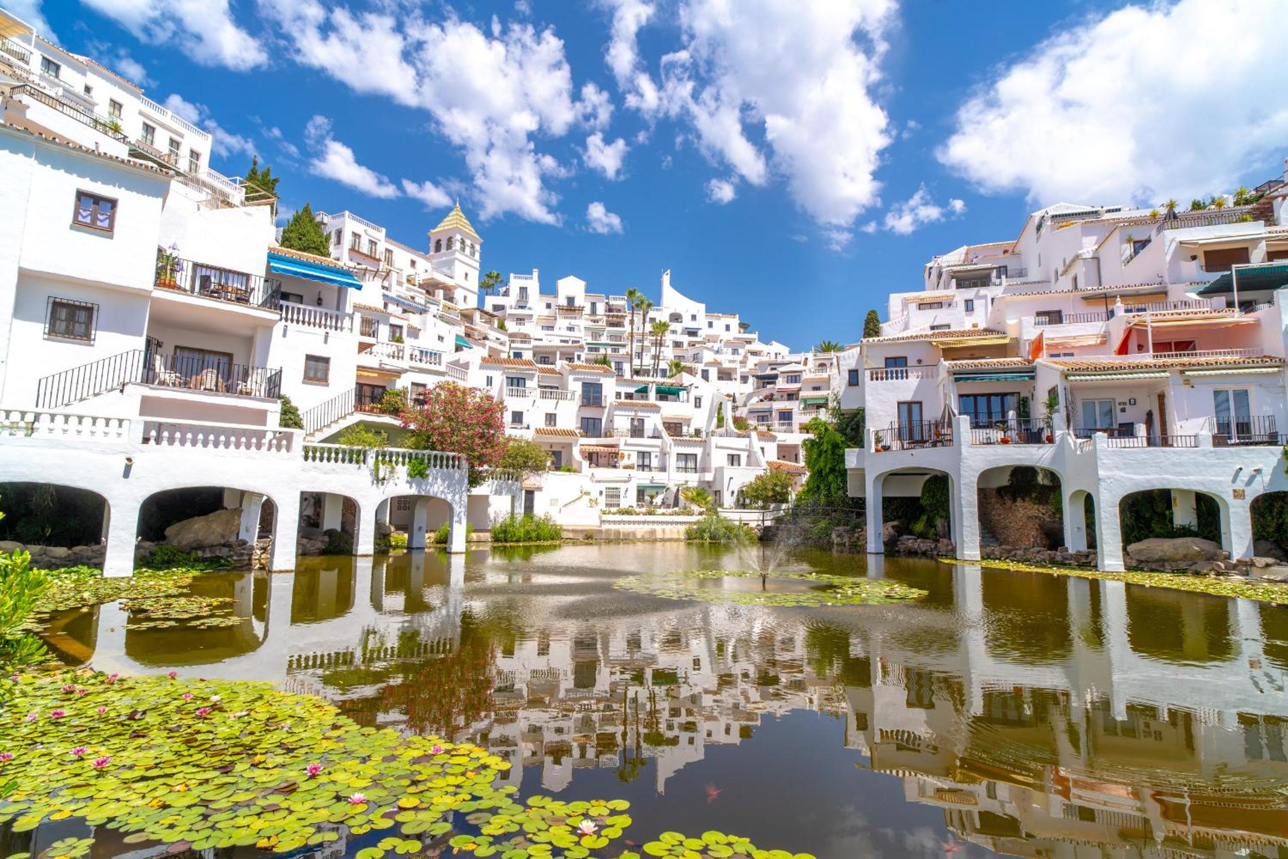 Capistrano Playa 404 by Casasol