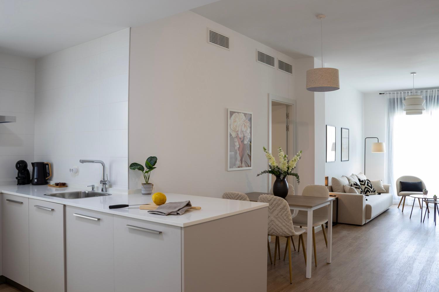 NEW! Luxury 3BR apartment with POOL & FREE parking