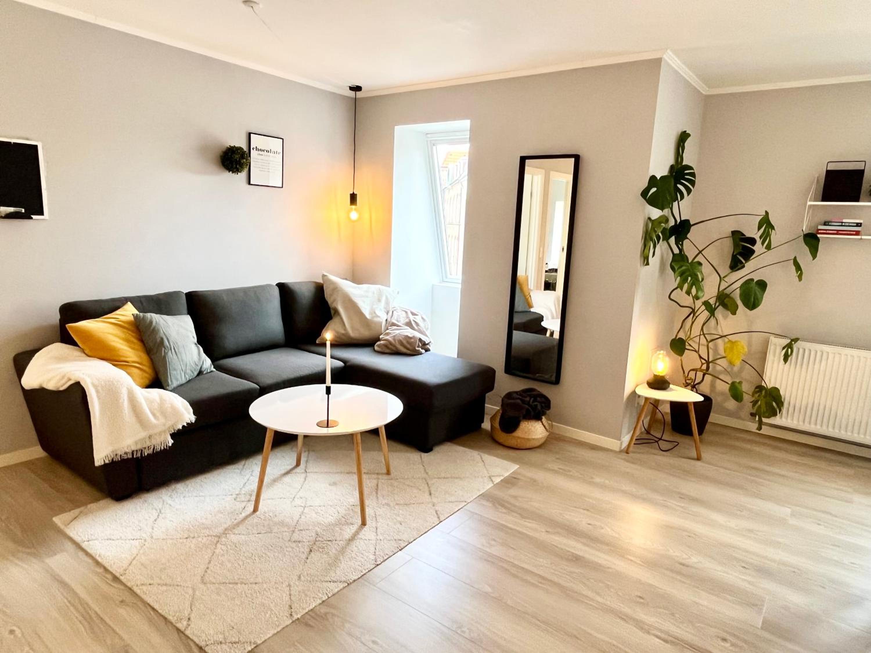 Apartment Alma - Cosy Stay in Aalborg C