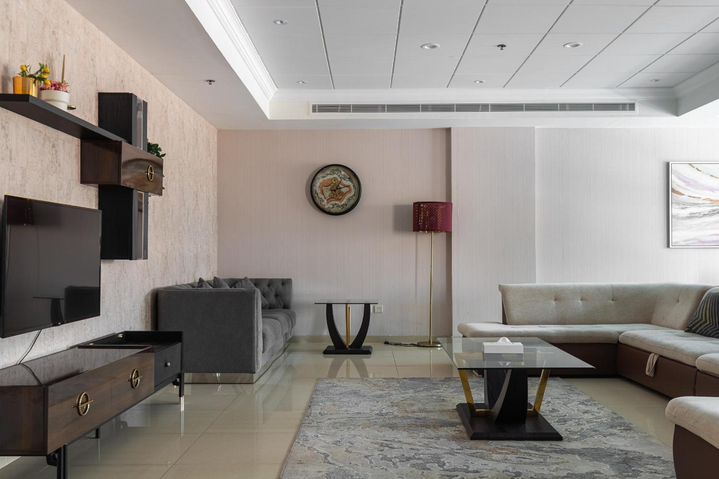 Simply Comfort Vacation Homes Rental Luxury Beachfront Villa with Private Pool on Palm Jumeirah near Atlantis