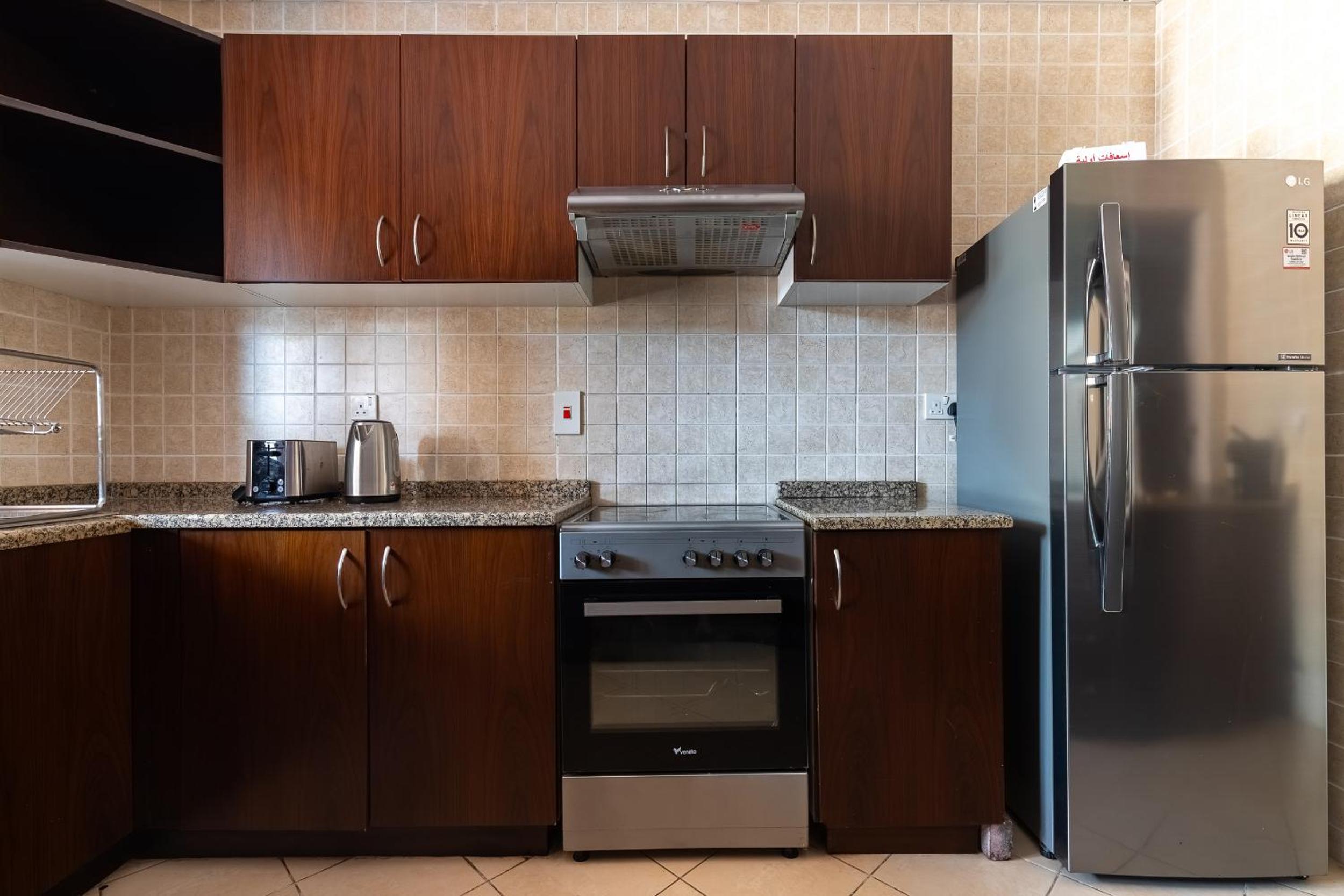 Simply Comfort Vacation Homes Rental Luxury Beachfront Villa with Private Pool on Palm Jumeirah near Atlantis