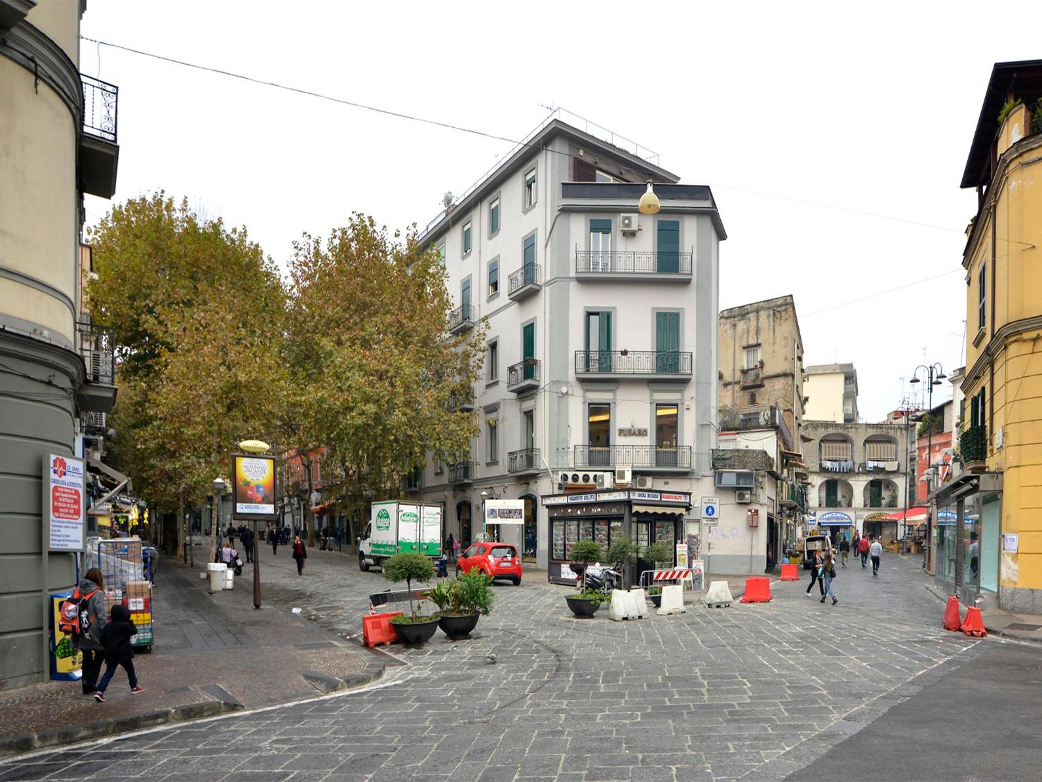 La Piazza al Vomero
