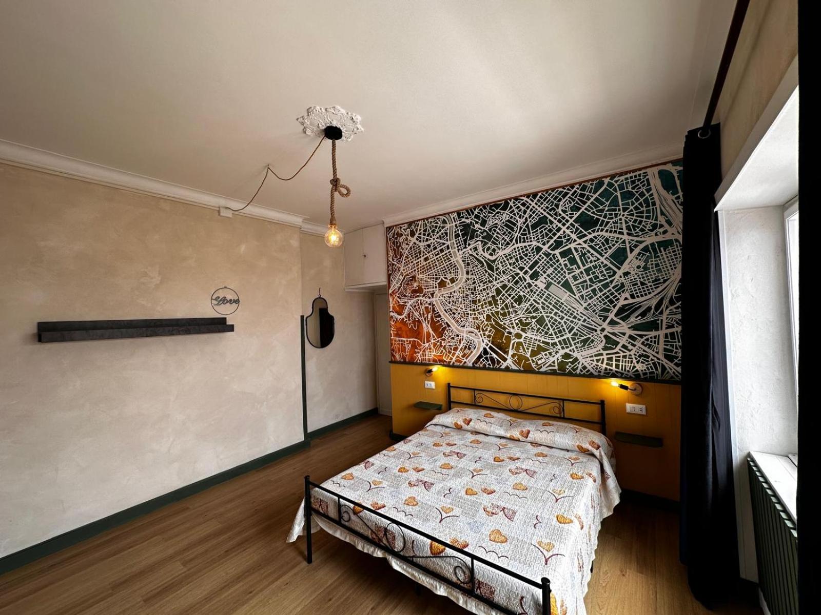 The Attic Penthouse Rome Cozy & Comfy Close to Trastevere & Center With WIFI