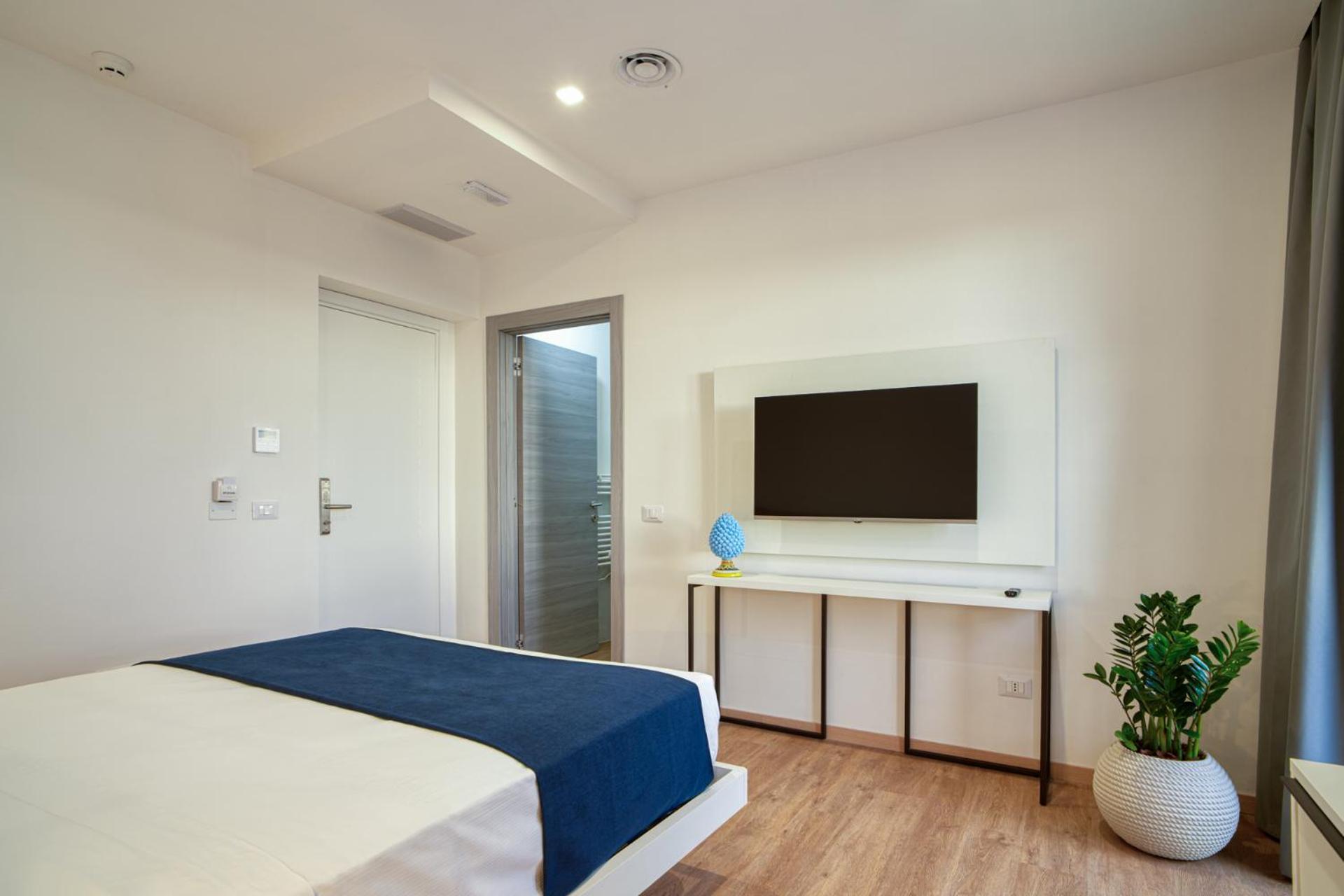 Ella Suites Apartments