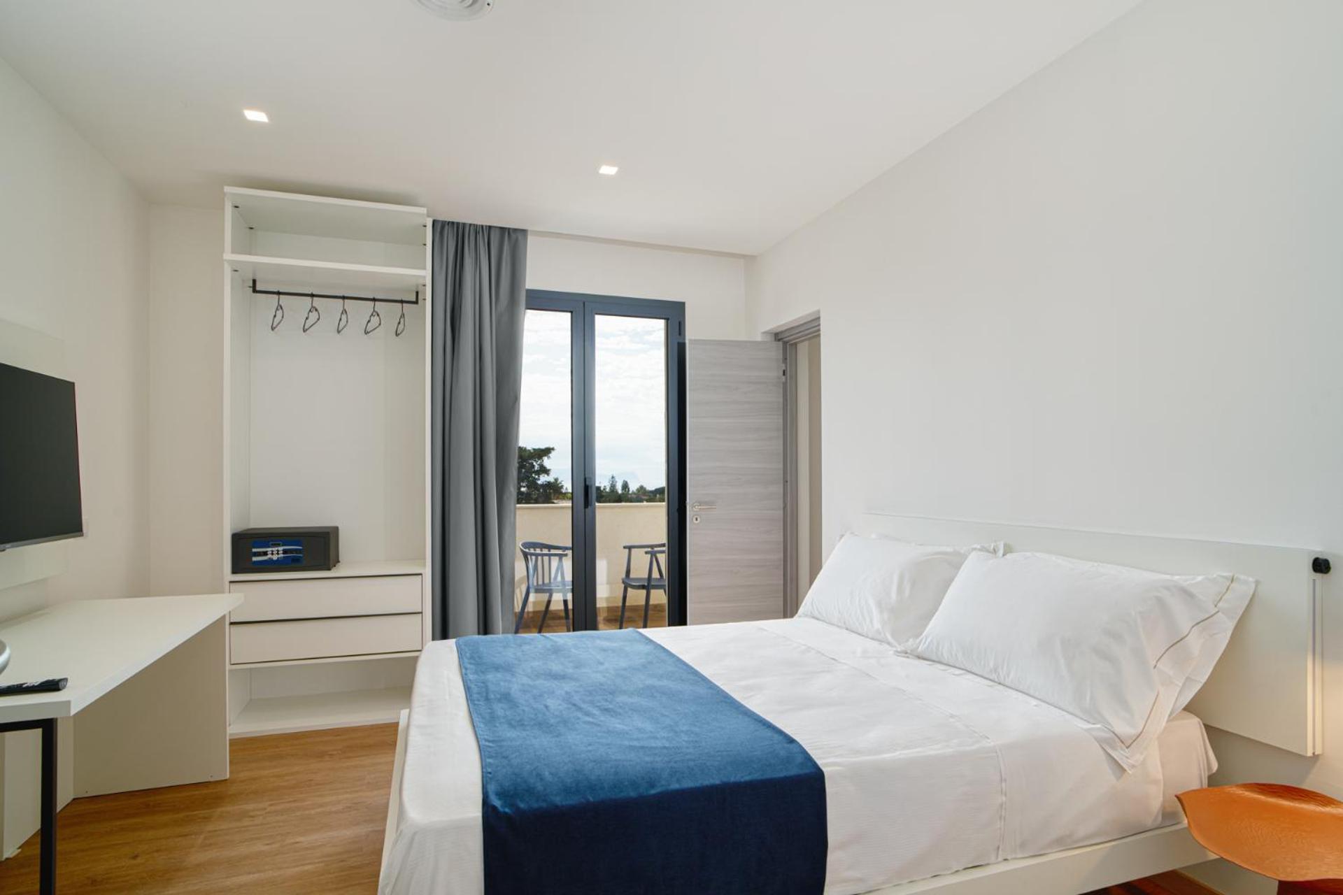 Ella Suites Apartments