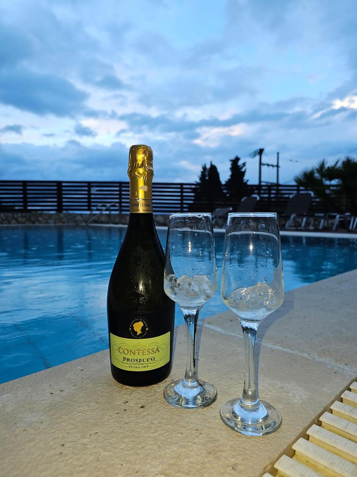 Villa Petalouda - Traditional Villa with Private Pool