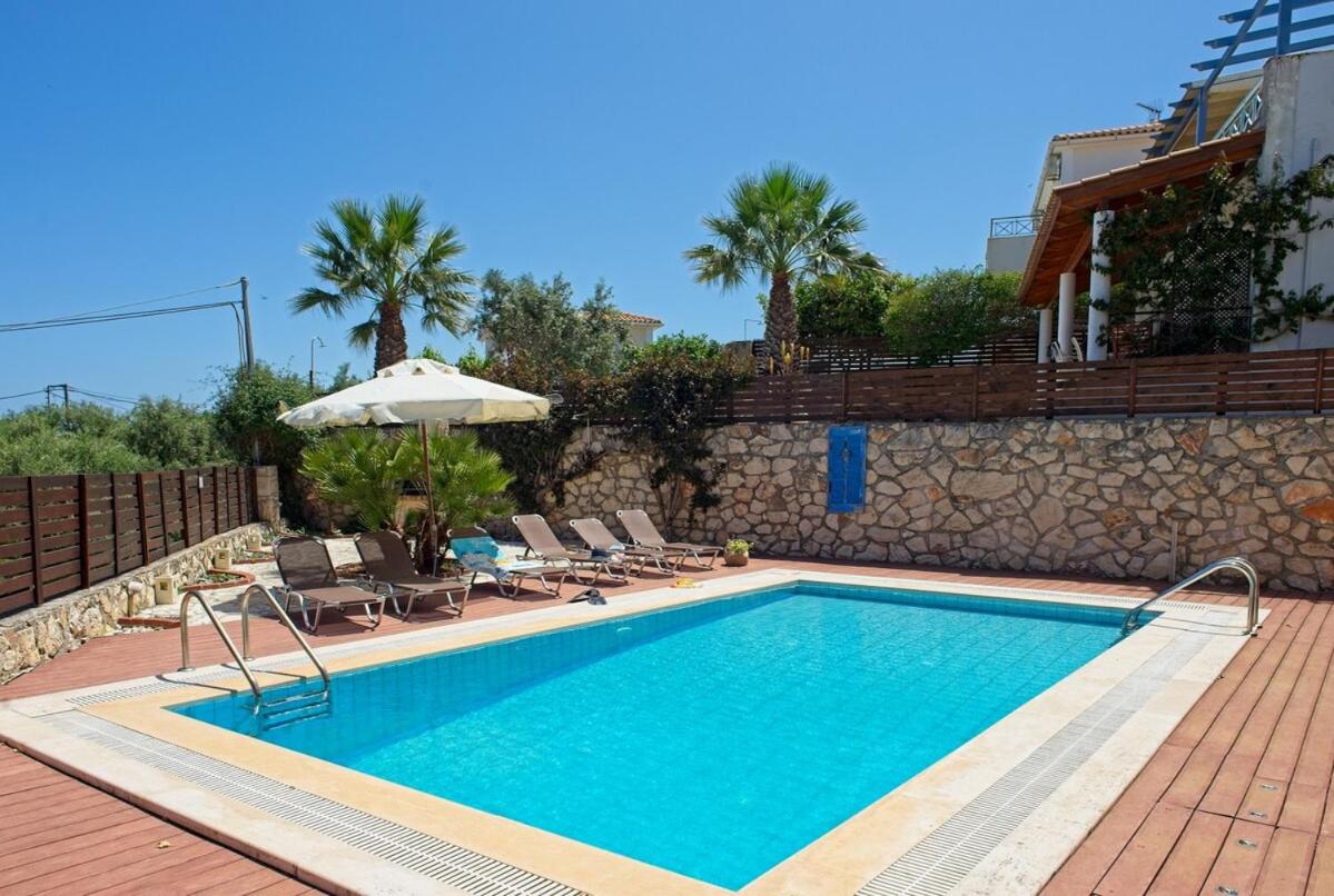 Villa Petalouda - Traditional Villa with Private Pool