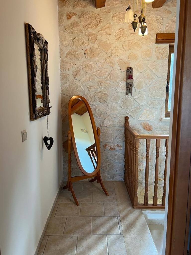Villa Petalouda - Traditional Villa with Private Pool