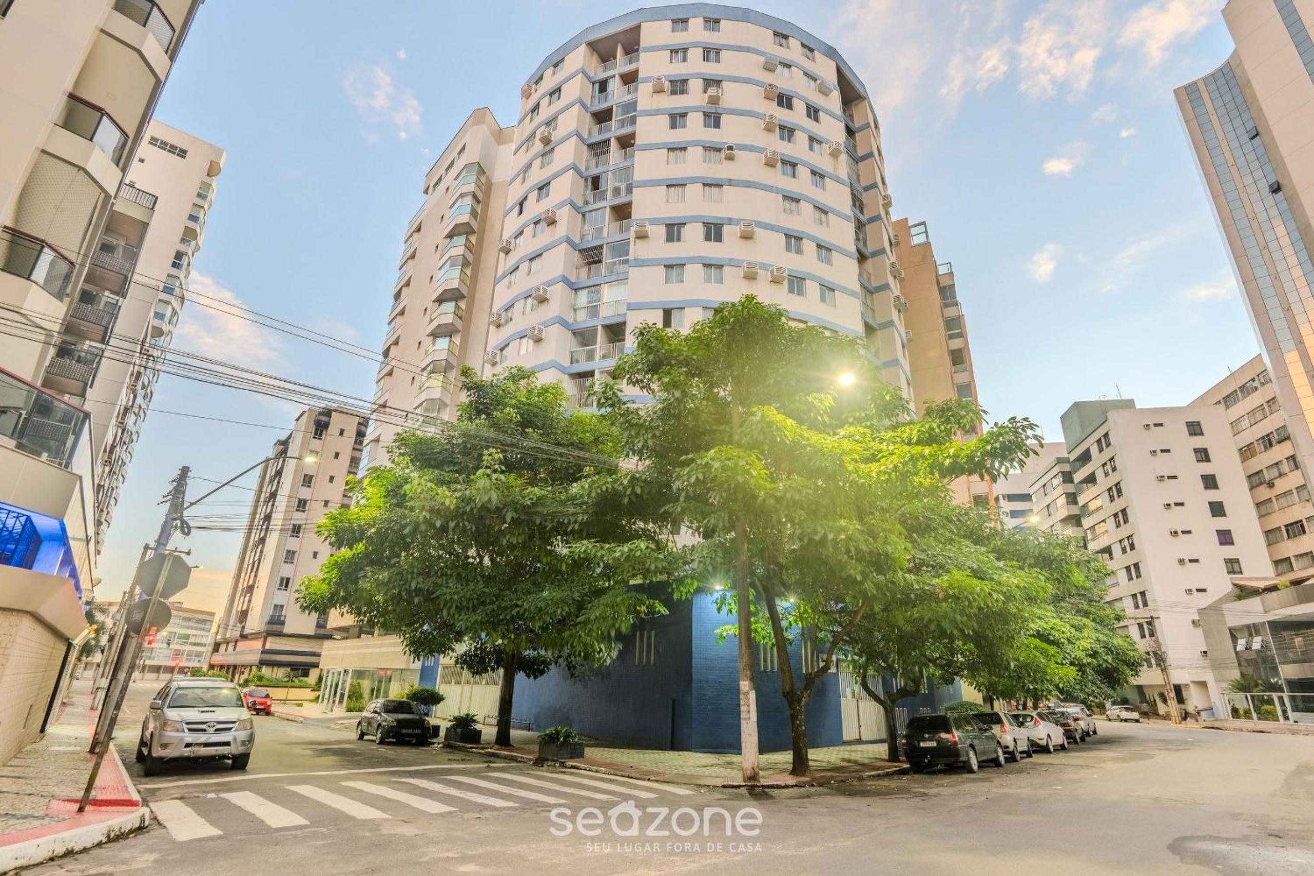 Fully equipped apartments in the best location just steps from the sea in Guarapari - STP