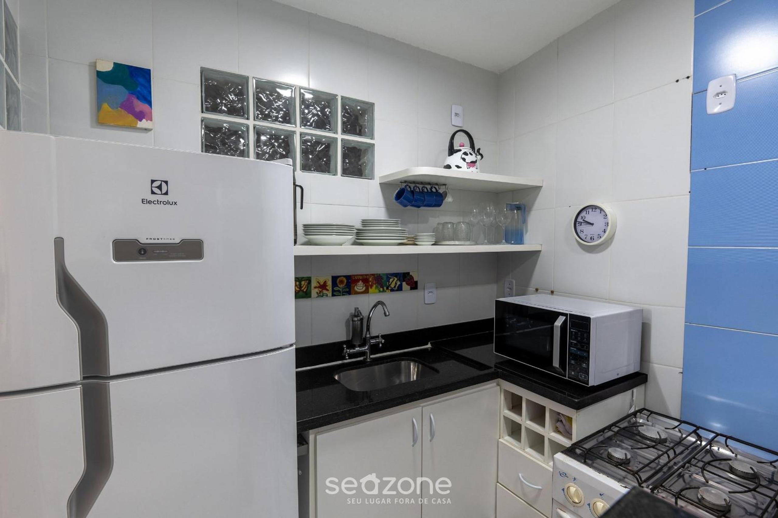 Fully equipped apartments in the best location just steps from the sea in Guarapari - STP