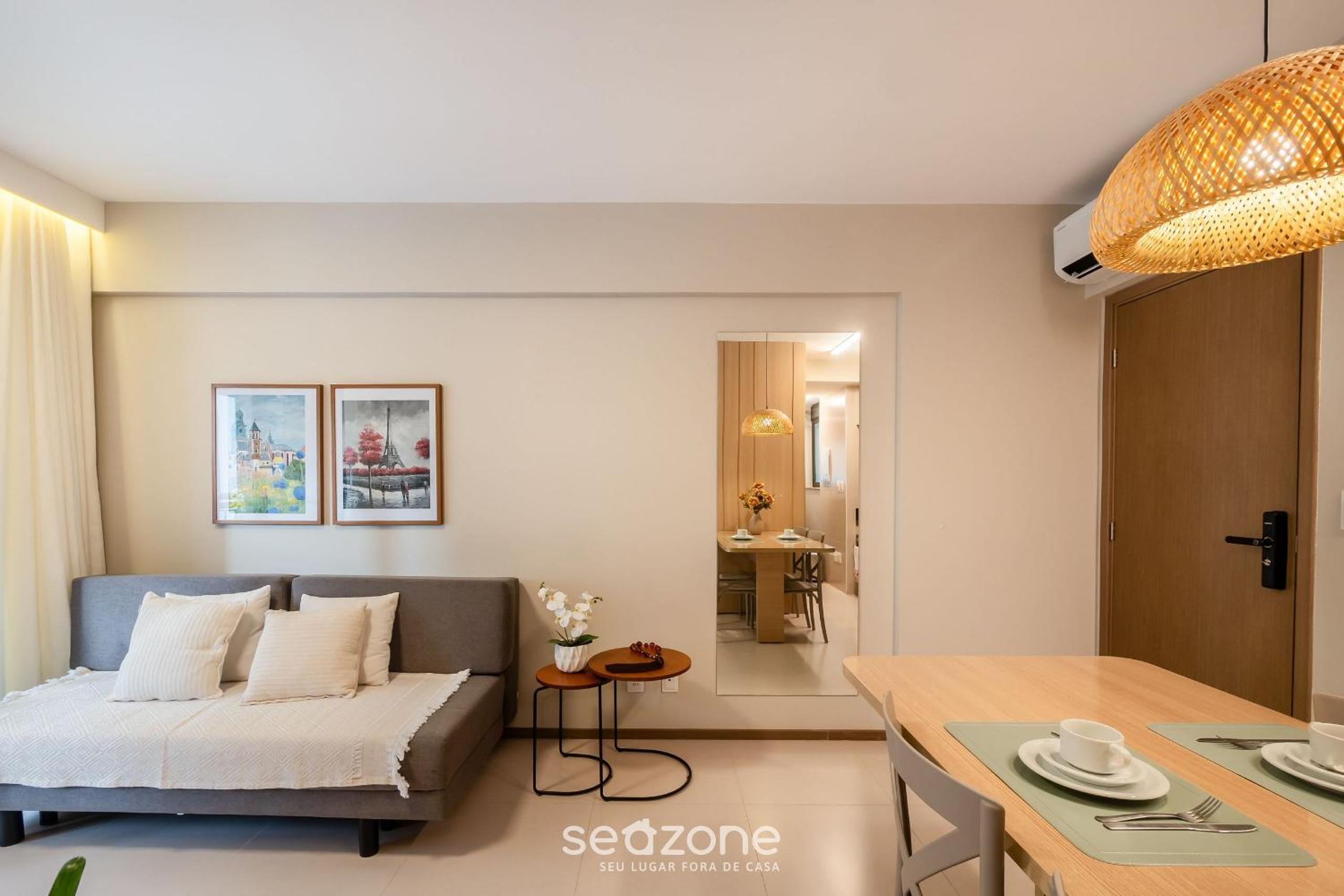Cozy and Charming Apt in Salvador | ITA0304