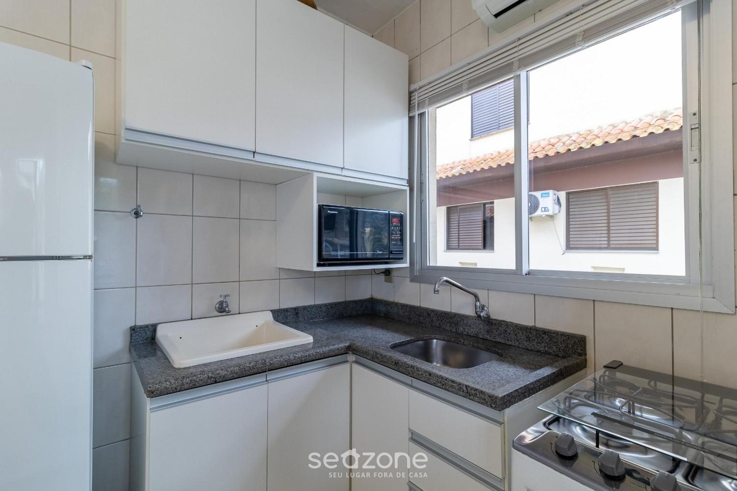 Fully equipped apartments just minutes from Jurerê Beach - CIE