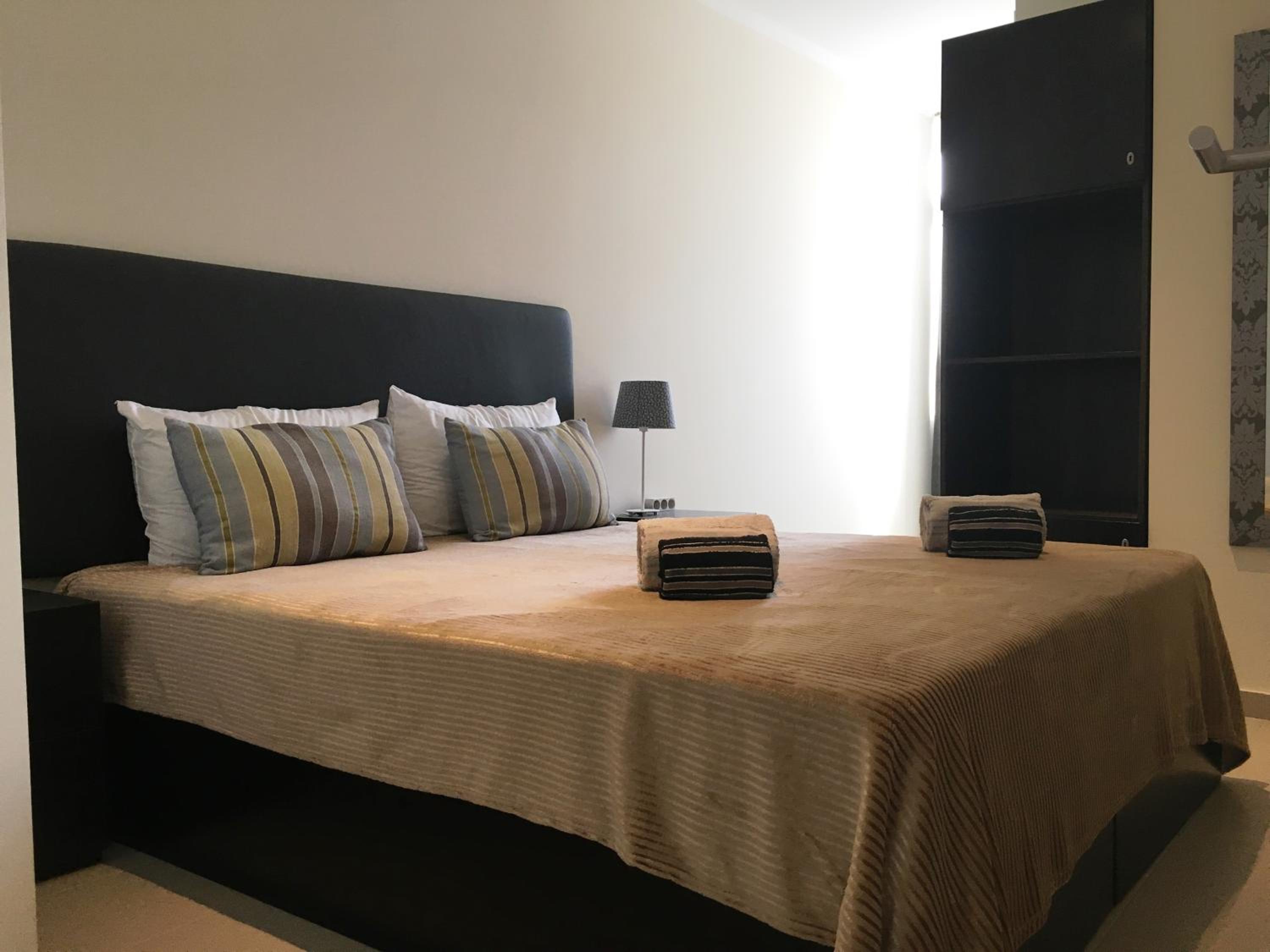 Bay View Apartments