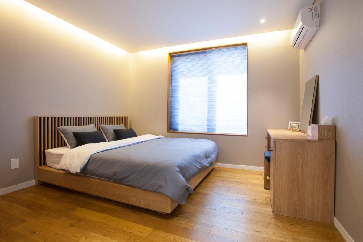 Puzzlestay House