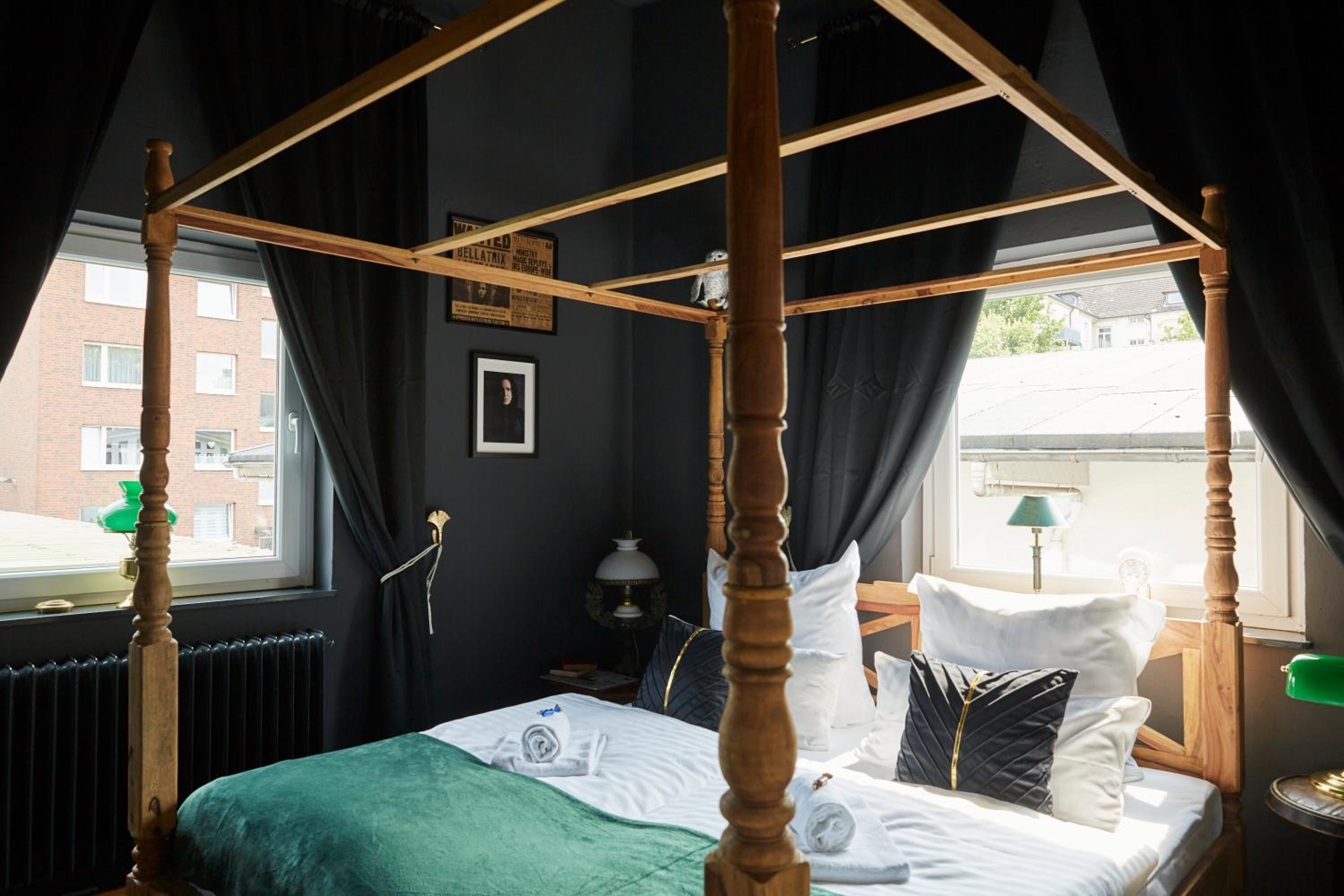 Little Wizard Apartment Hamburg - bis 4 Personen - 44 qm - Küche - Waschtrockner - Smart TV - kostenloser Parkplatz