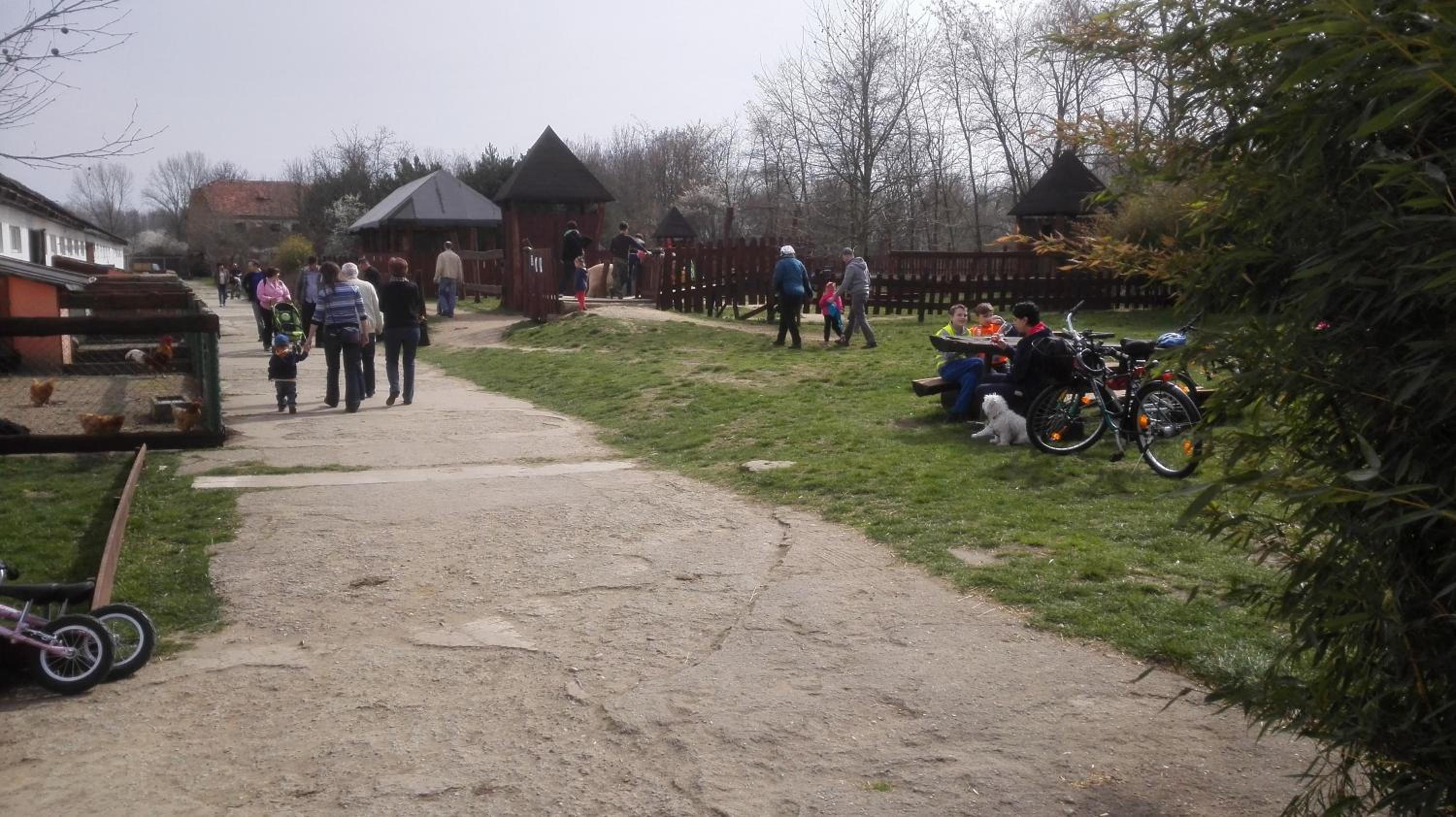 ZOOPARK Zelčín