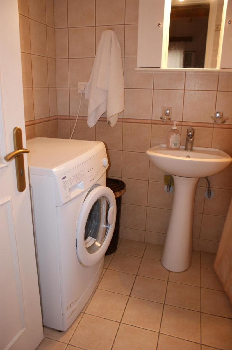 Photo 53