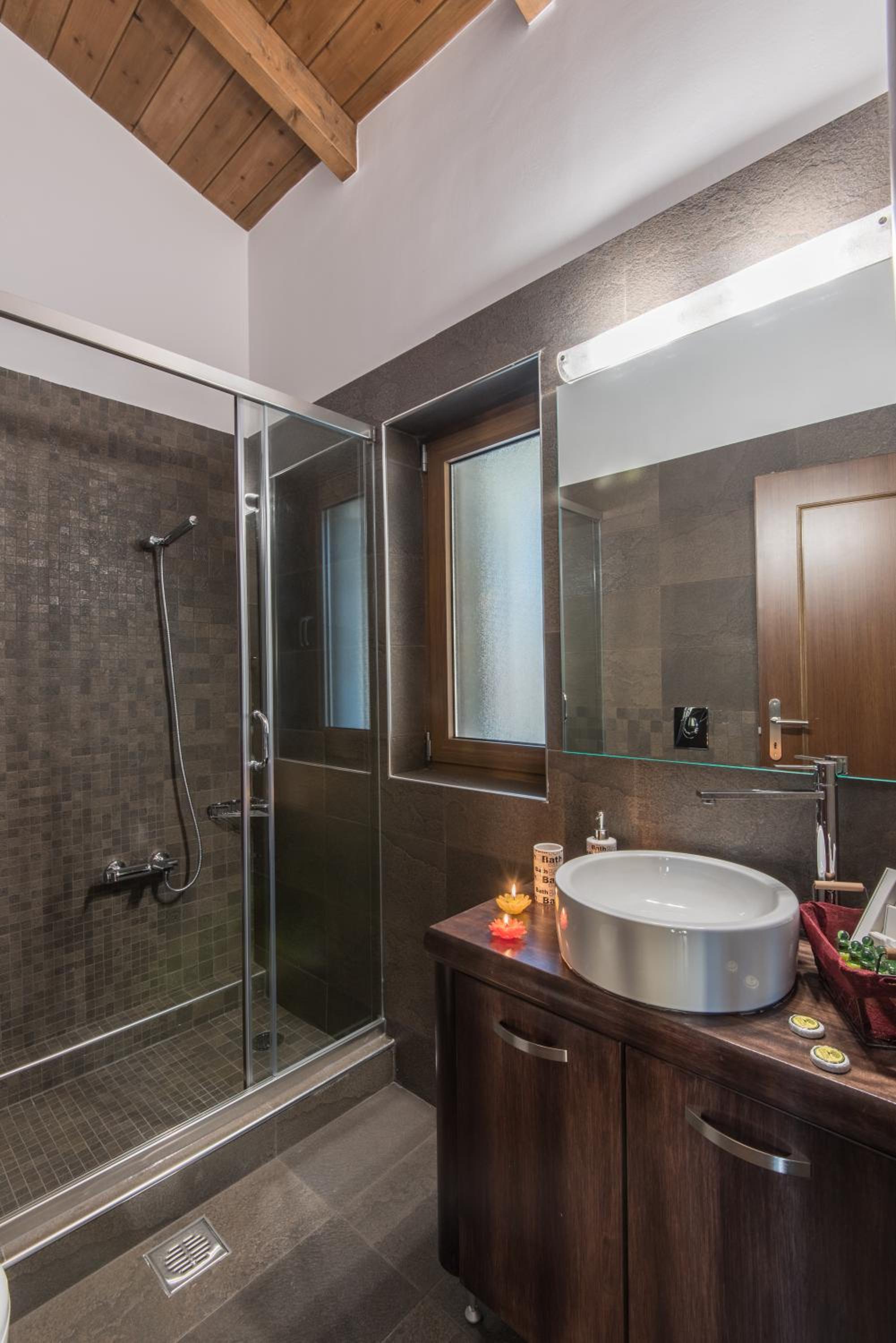The View Village - Villas Suites & Spa
