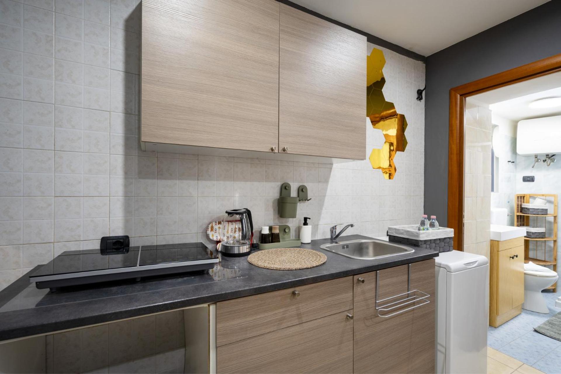 Casa Ravanas - City Center Studio
