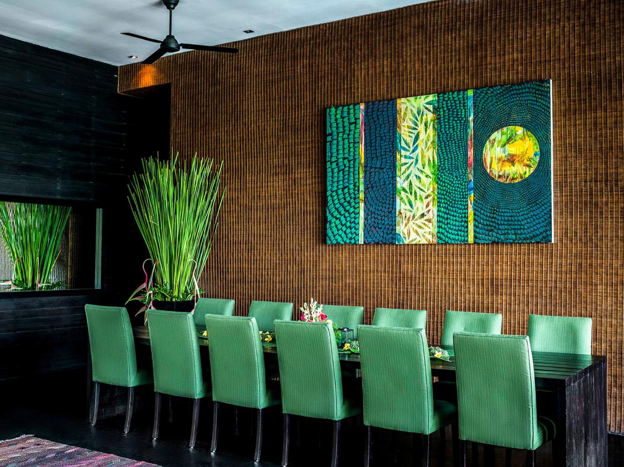 meeting & event spaces