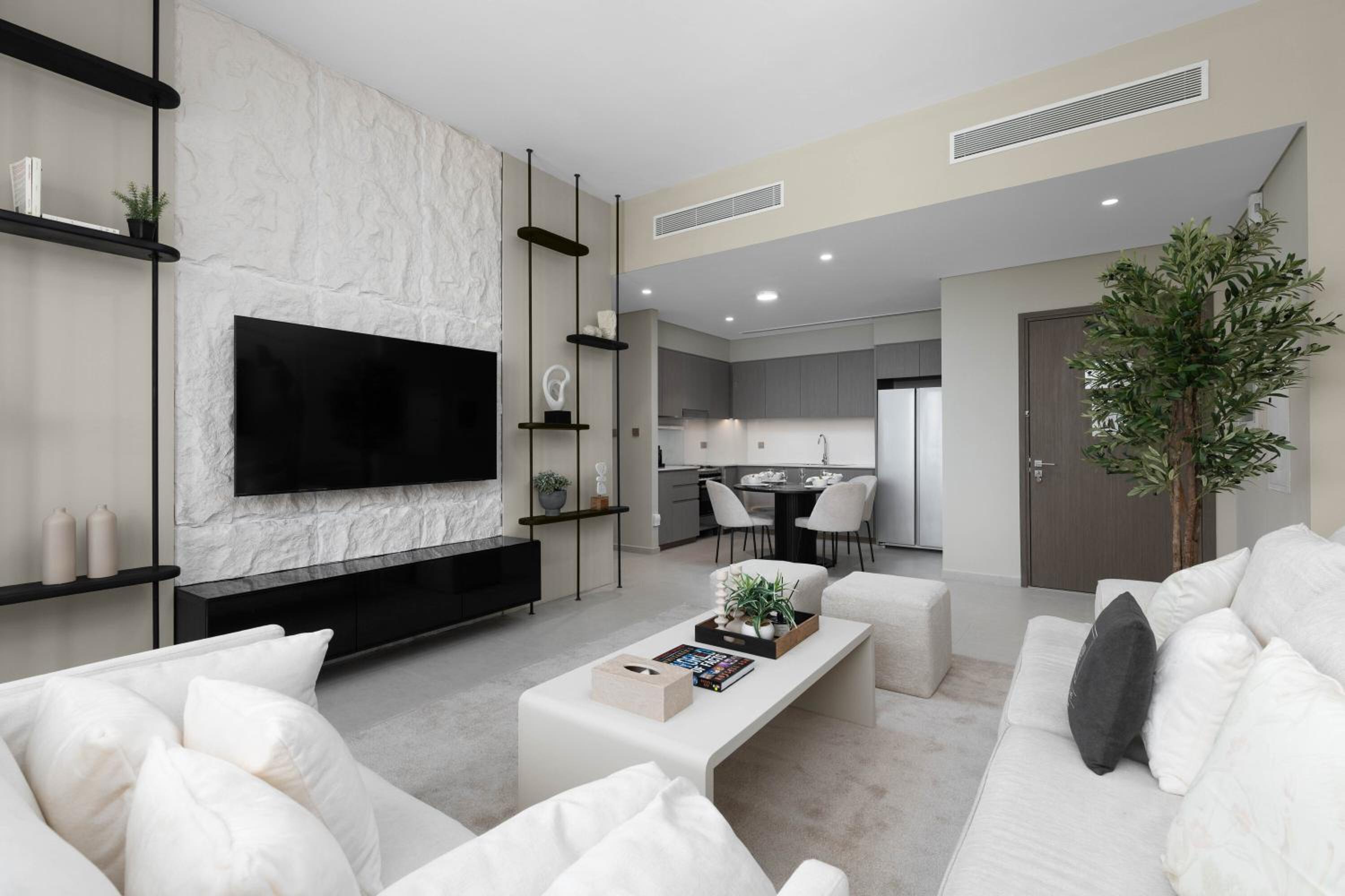 Maison Privee - Sky-High Elegance with Unrivaled Burj Khalifa Views